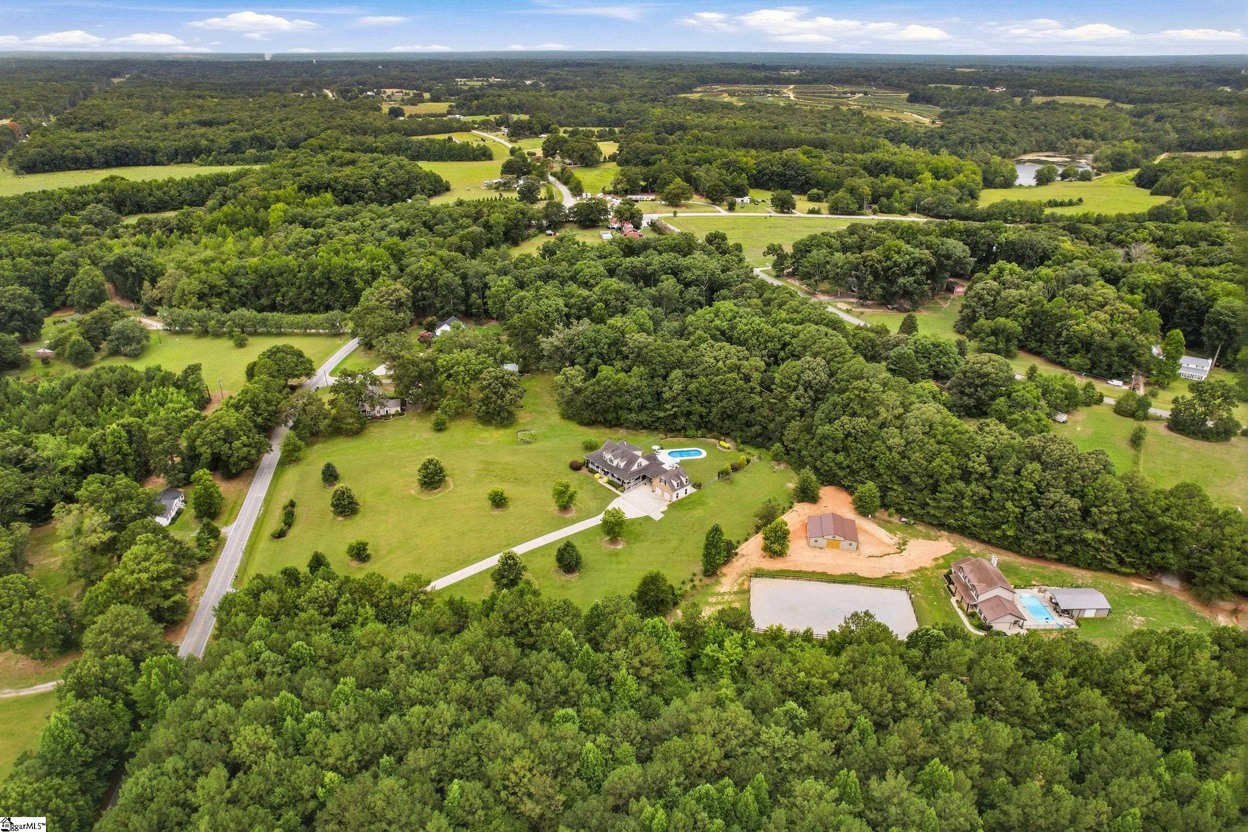 613 Old Hundred Road Pelzer, SC 29669
