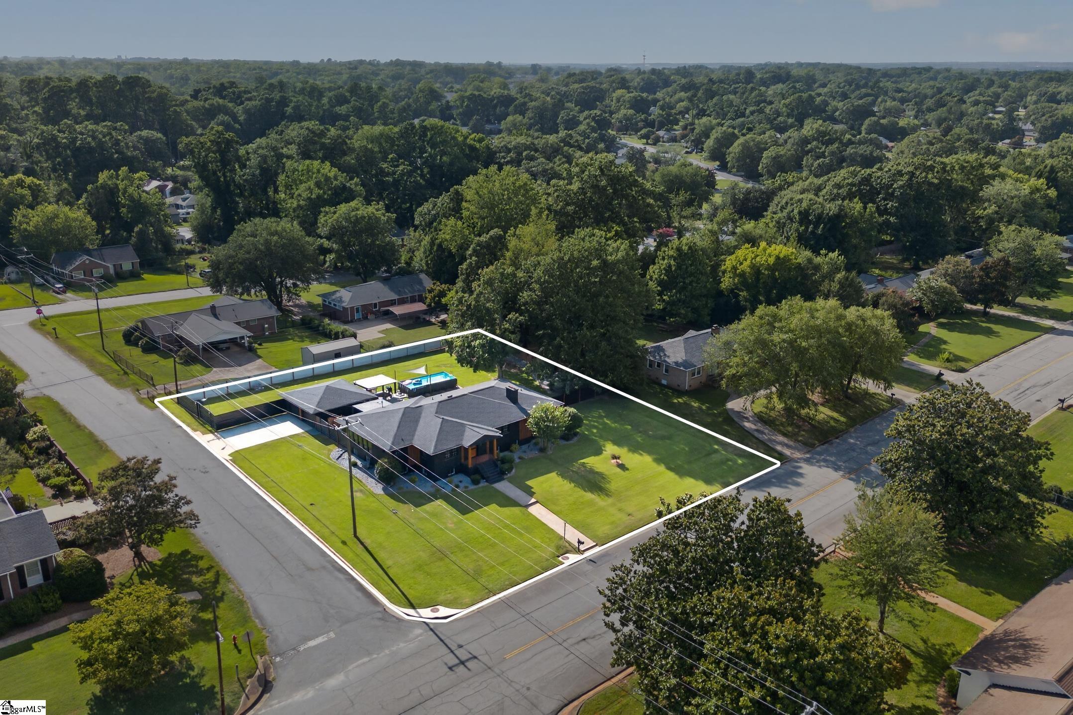 2001 Lindale Road Anderson, SC 29621