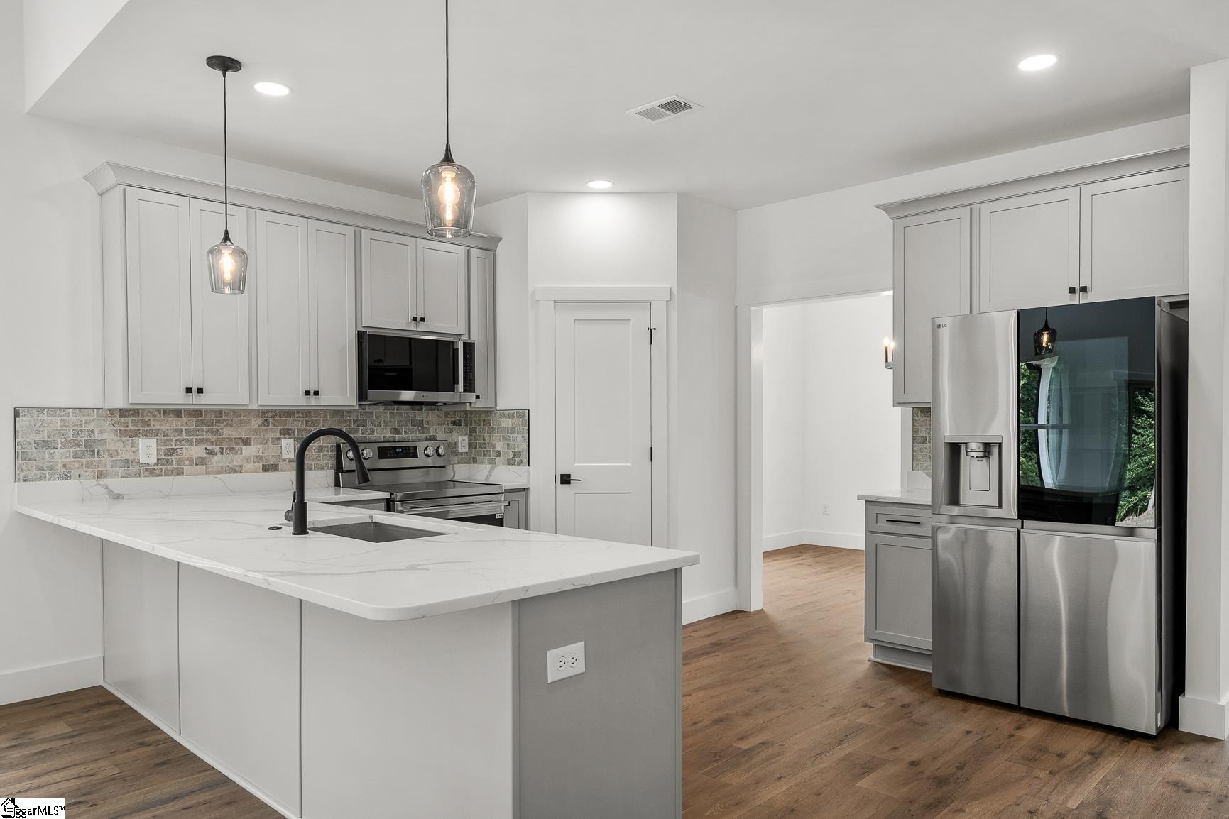 5 Chickamauga Lane Simpsonville, SC 29681