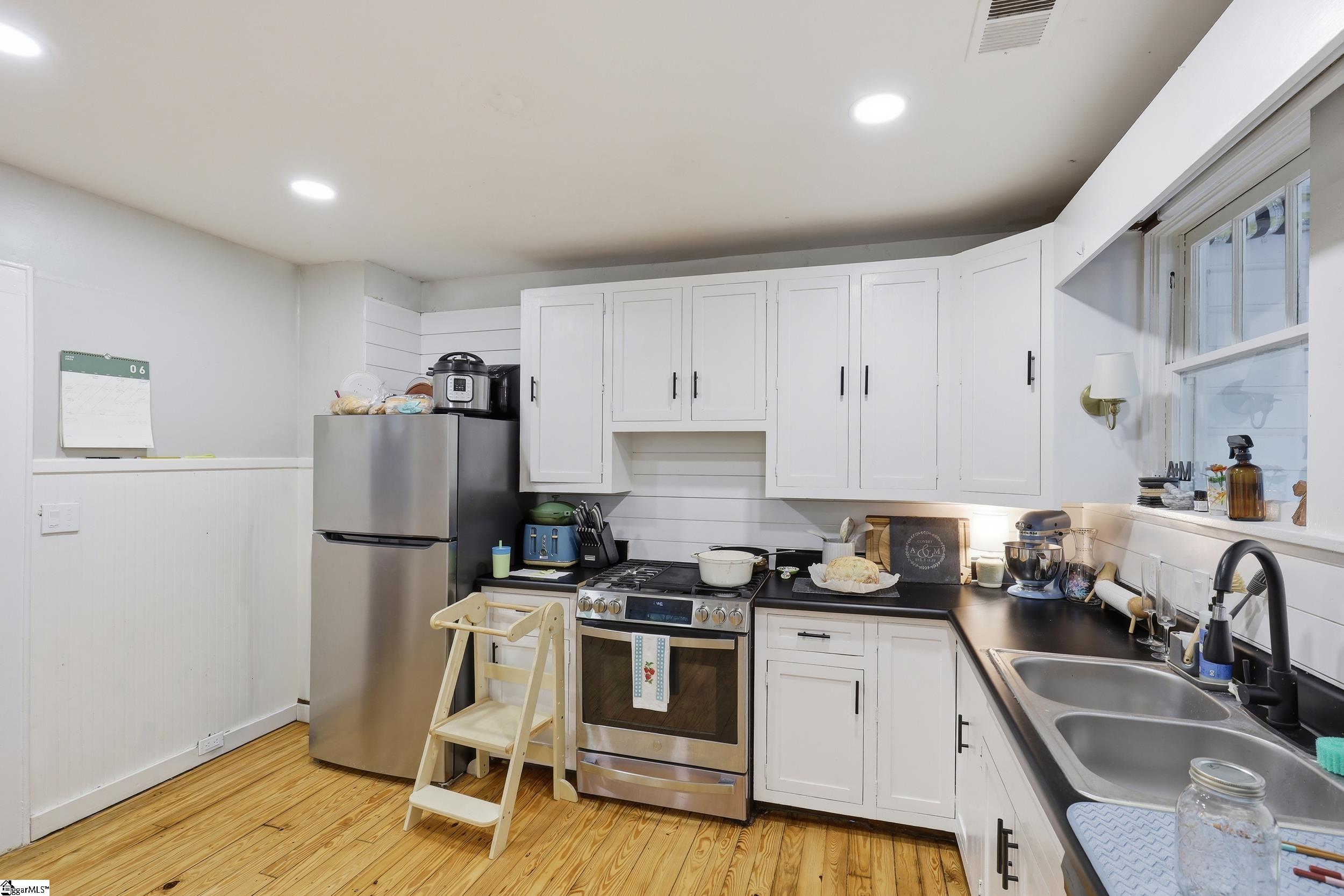 117 Lucille Avenue Easley, SC 29640
