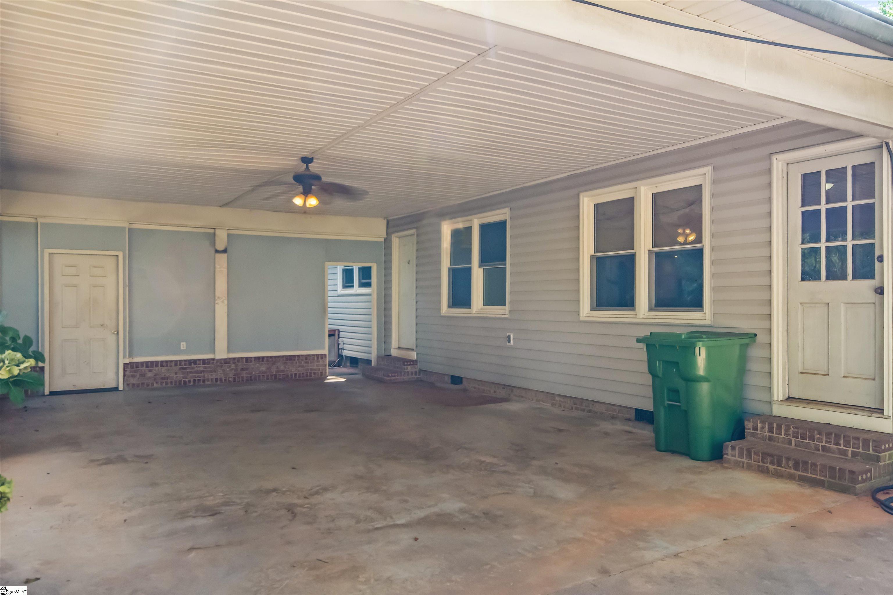 313 Poplar Lane Mauldin, SC 29662