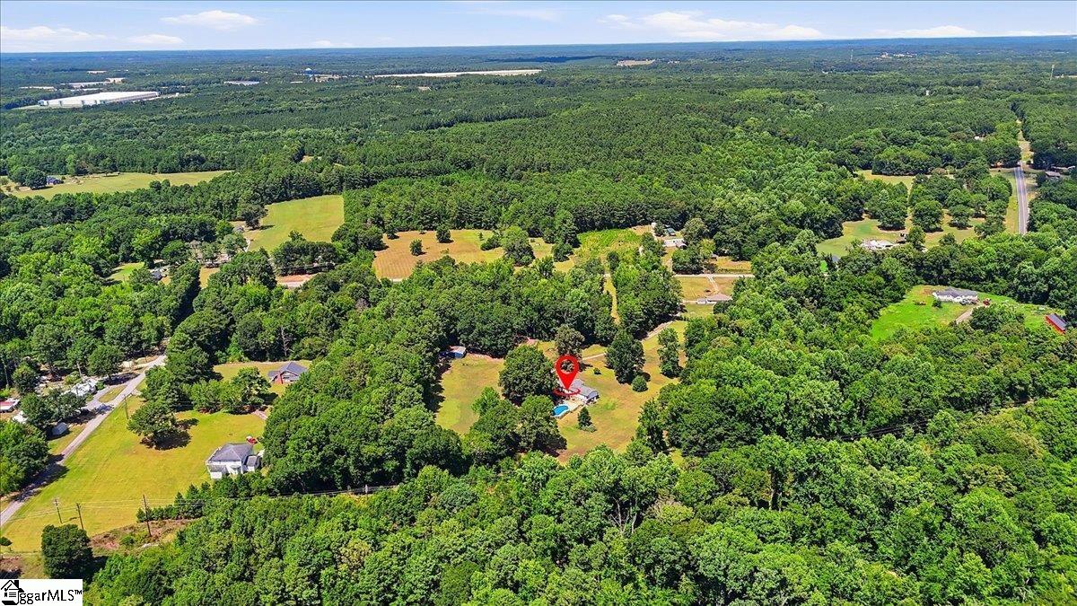 637 Ranch Road Laurens, SC 29360