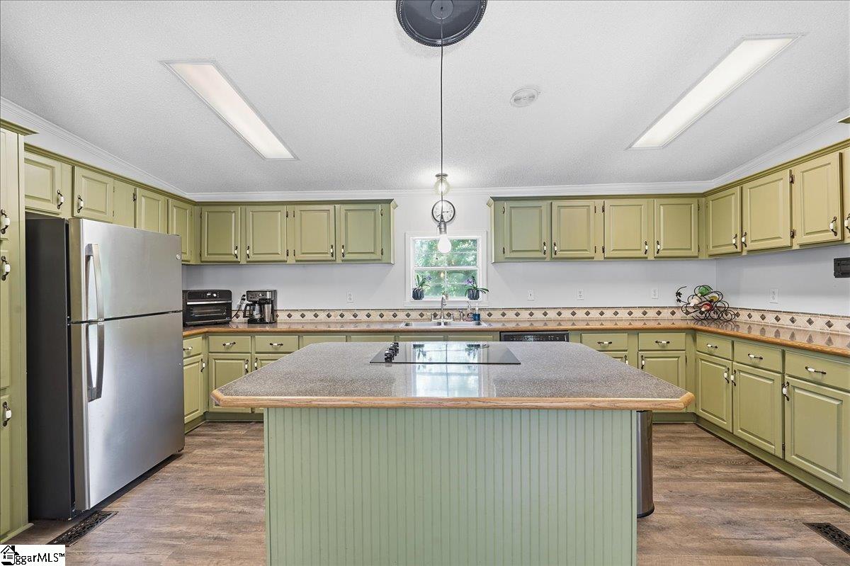 637 Ranch Road Laurens, SC 29360