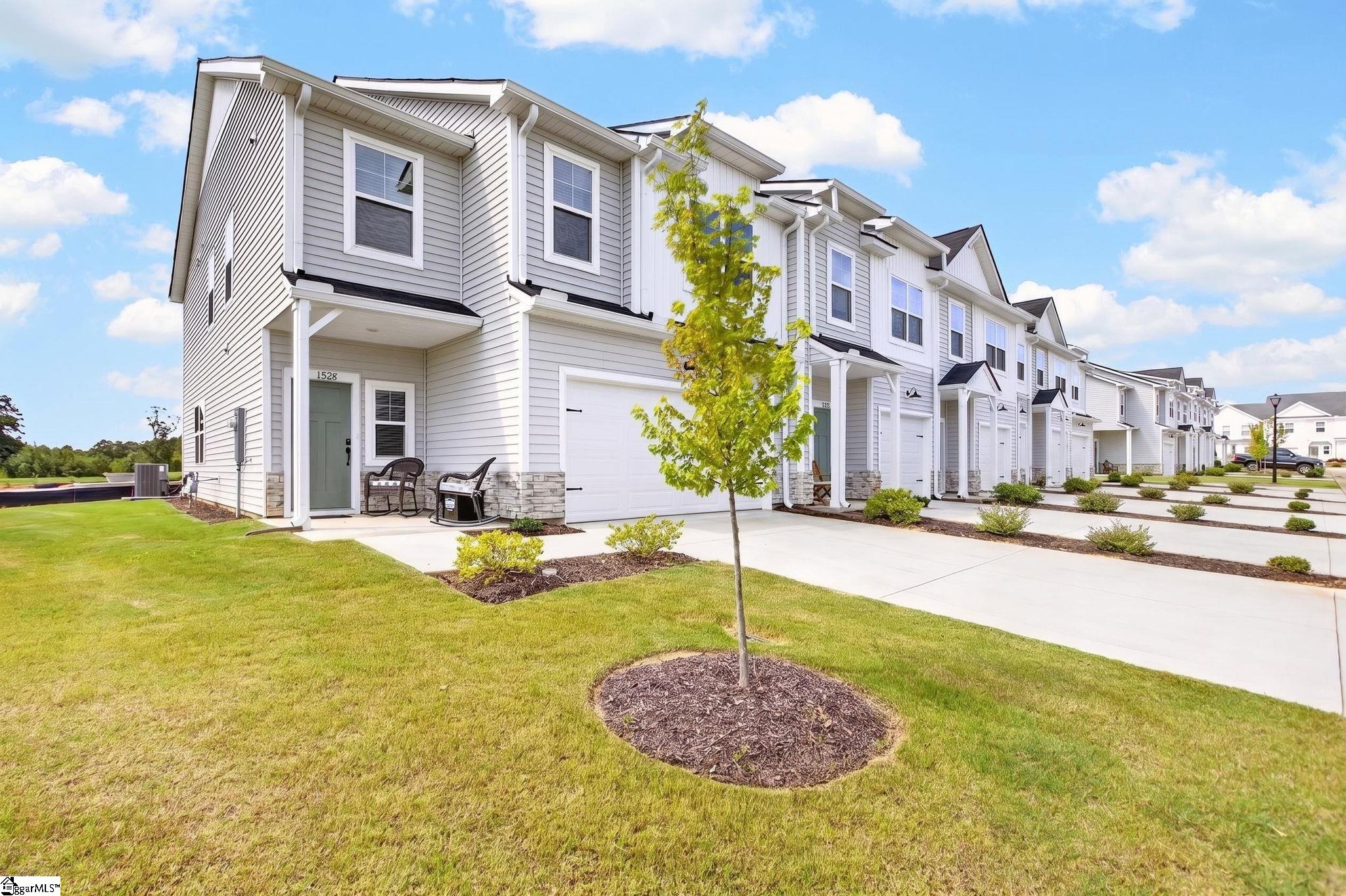 1528 Yellowwood Court Reidville, SC 29388