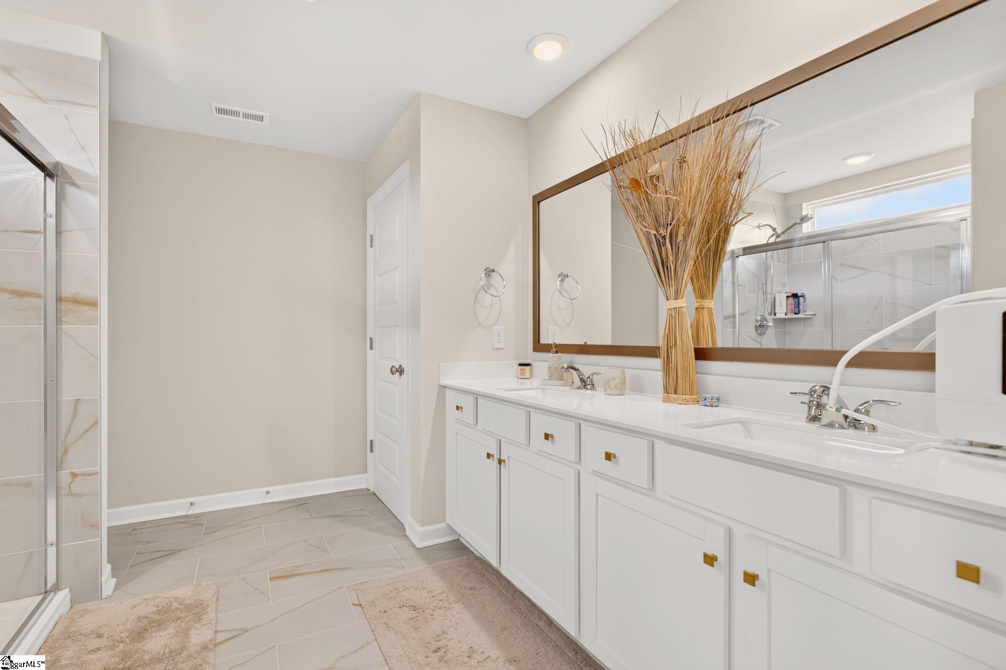 1528 Yellowwood Court Reidville, SC 29388