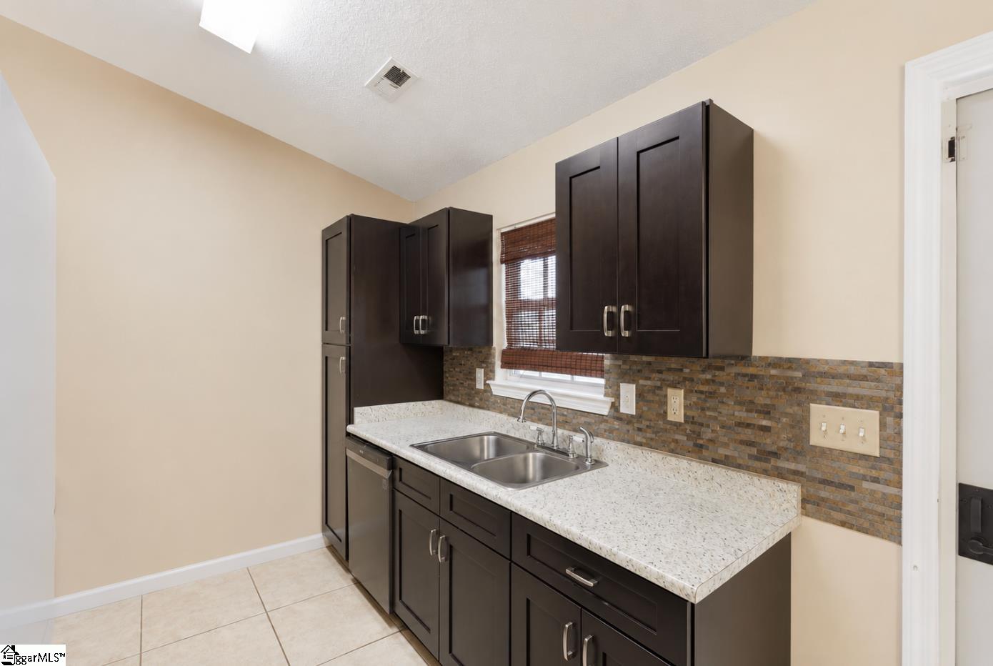 119 E Ridgemount Court Greenville, SC 29617