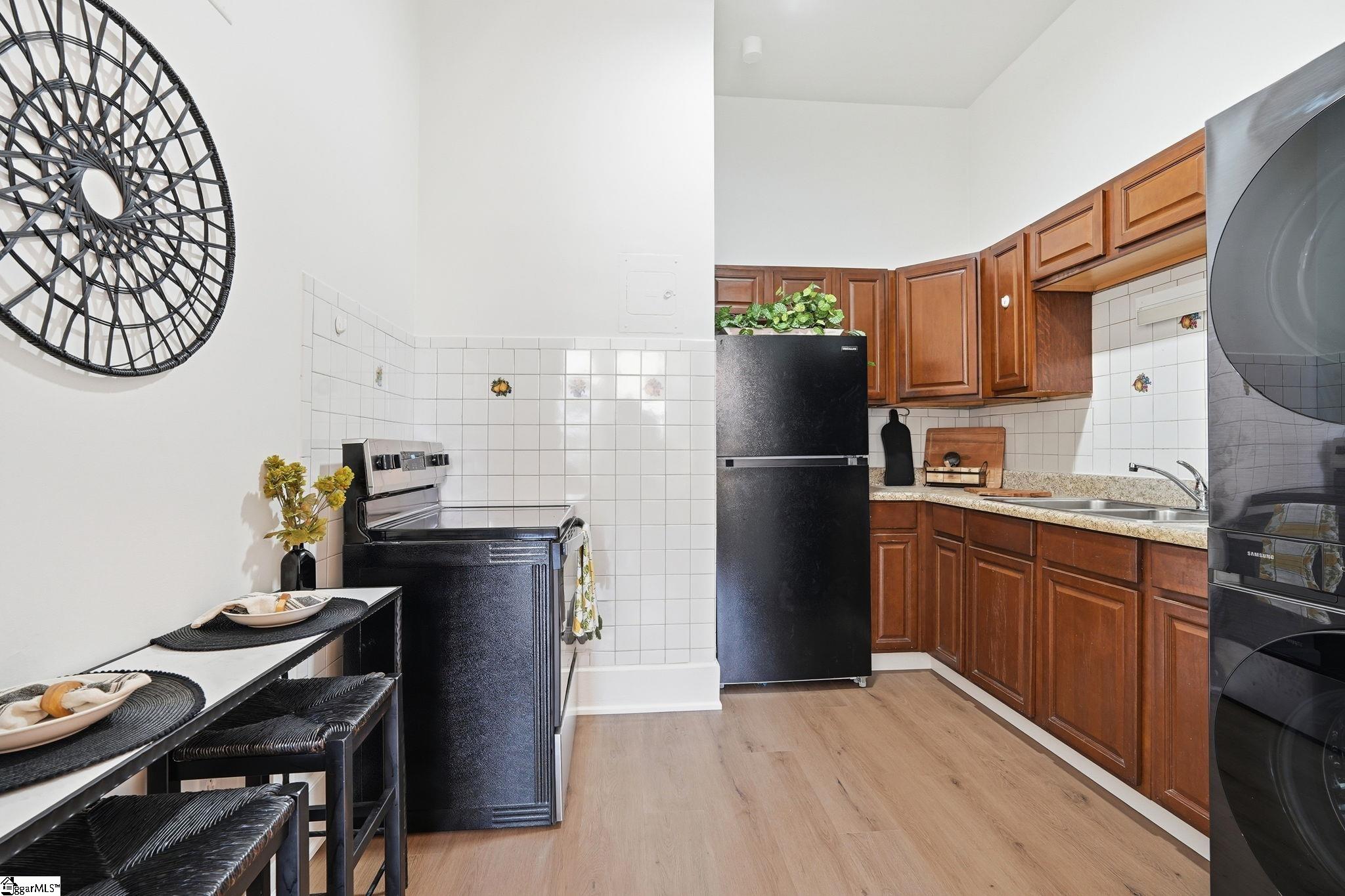 405 Perry Avenue Greenville, SC 29601