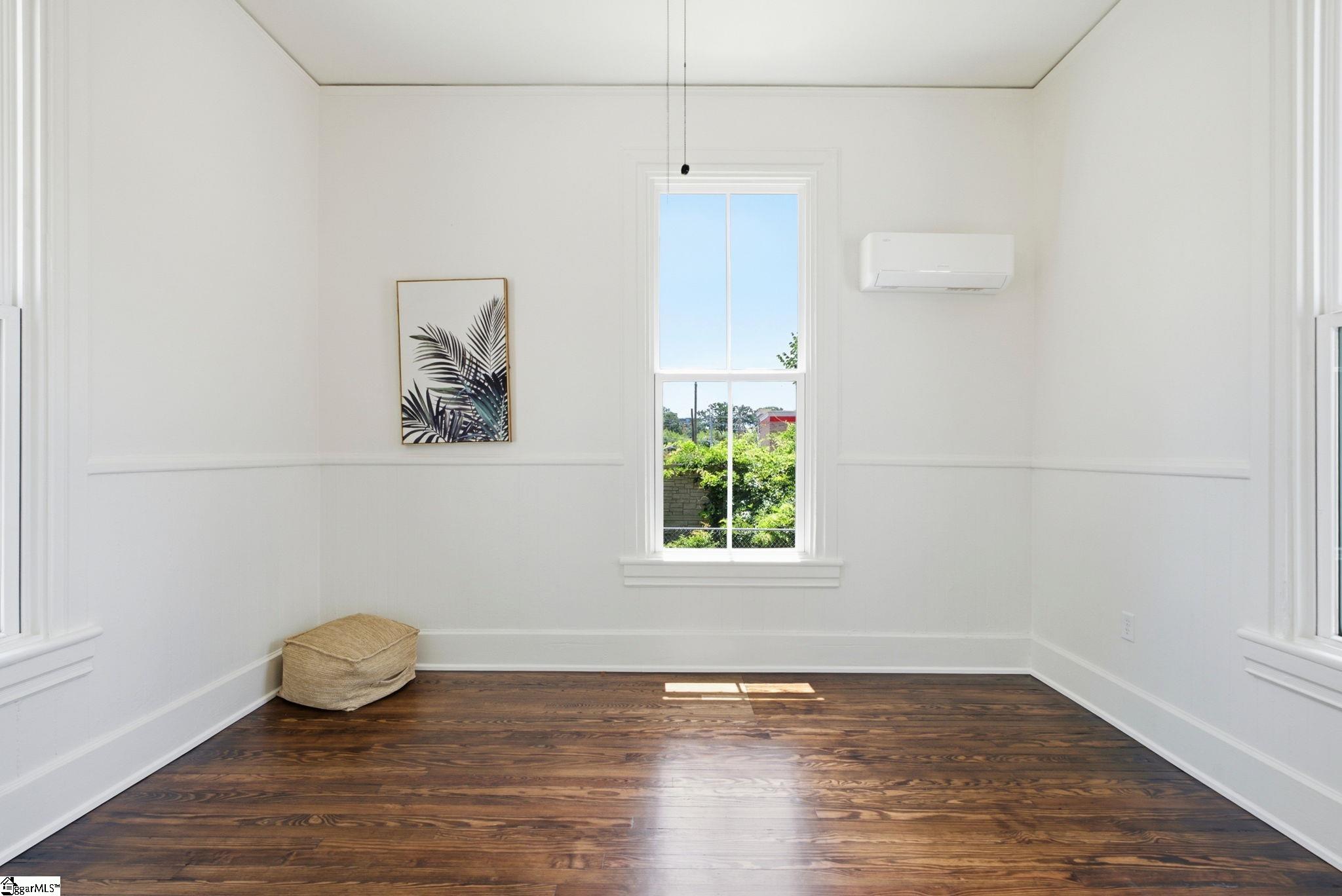 405 Perry Avenue Greenville, SC 29601
