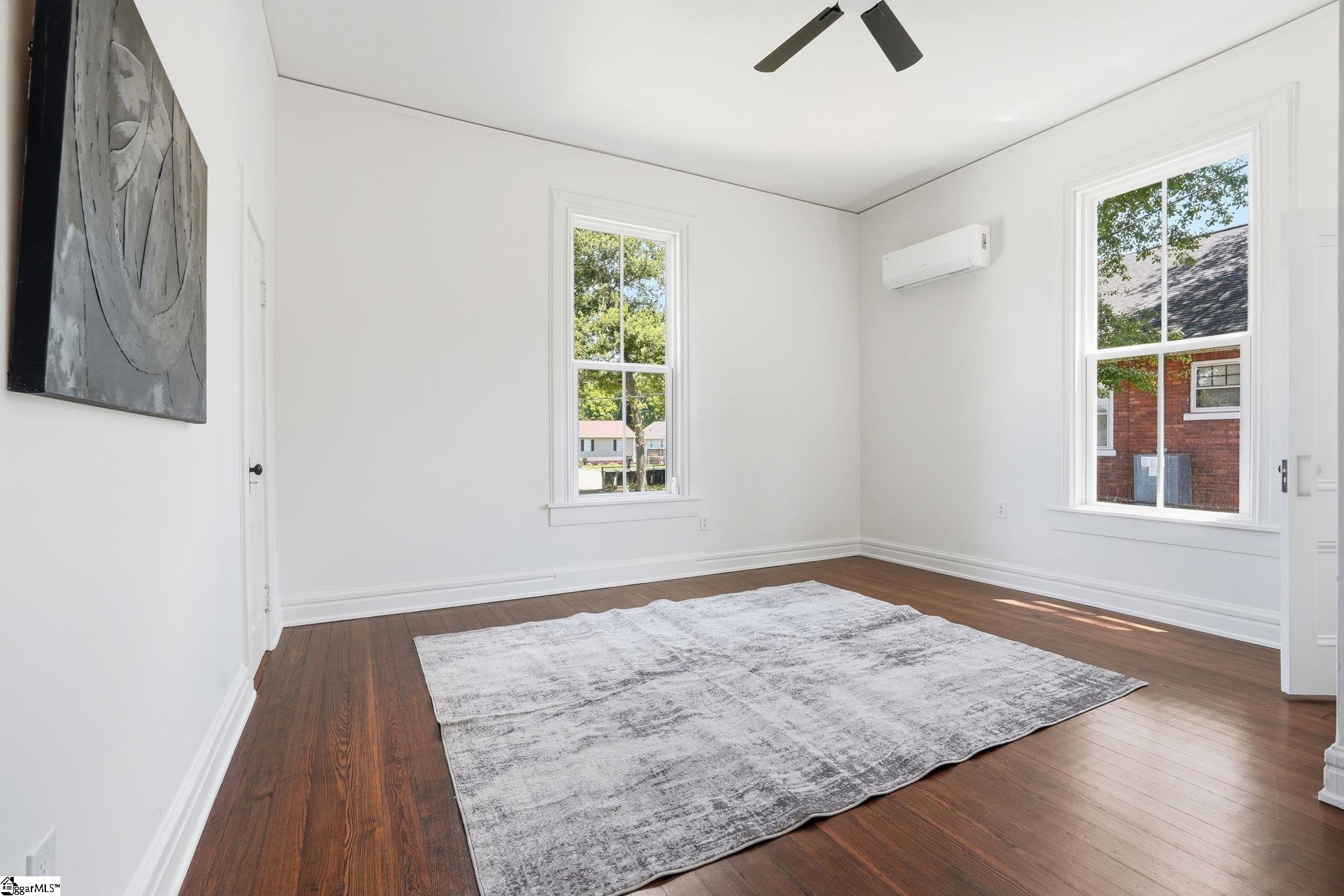 405 Perry Avenue Greenville, SC 29601