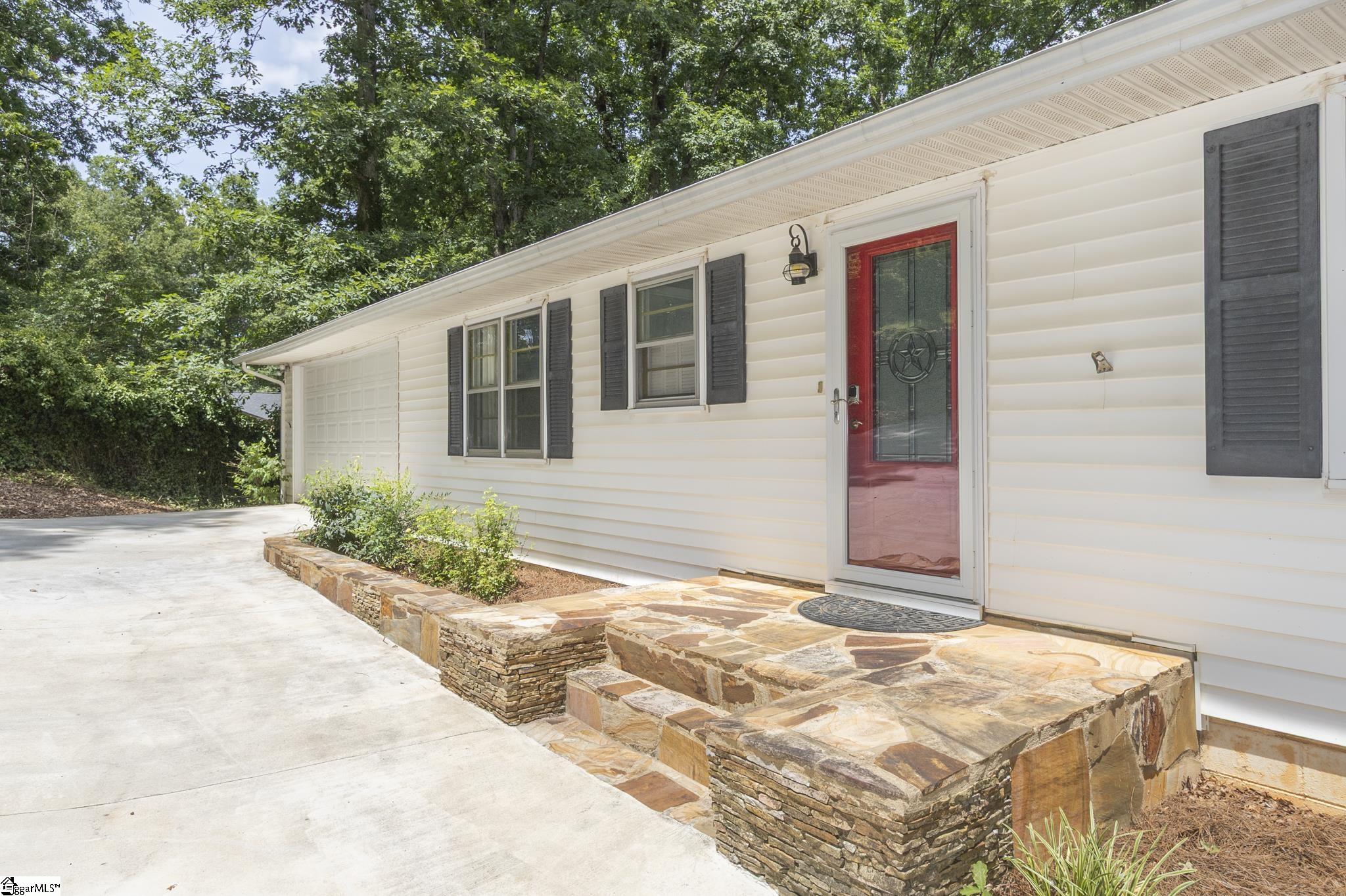 403 Forest Cove Road Anderson, SC 29626