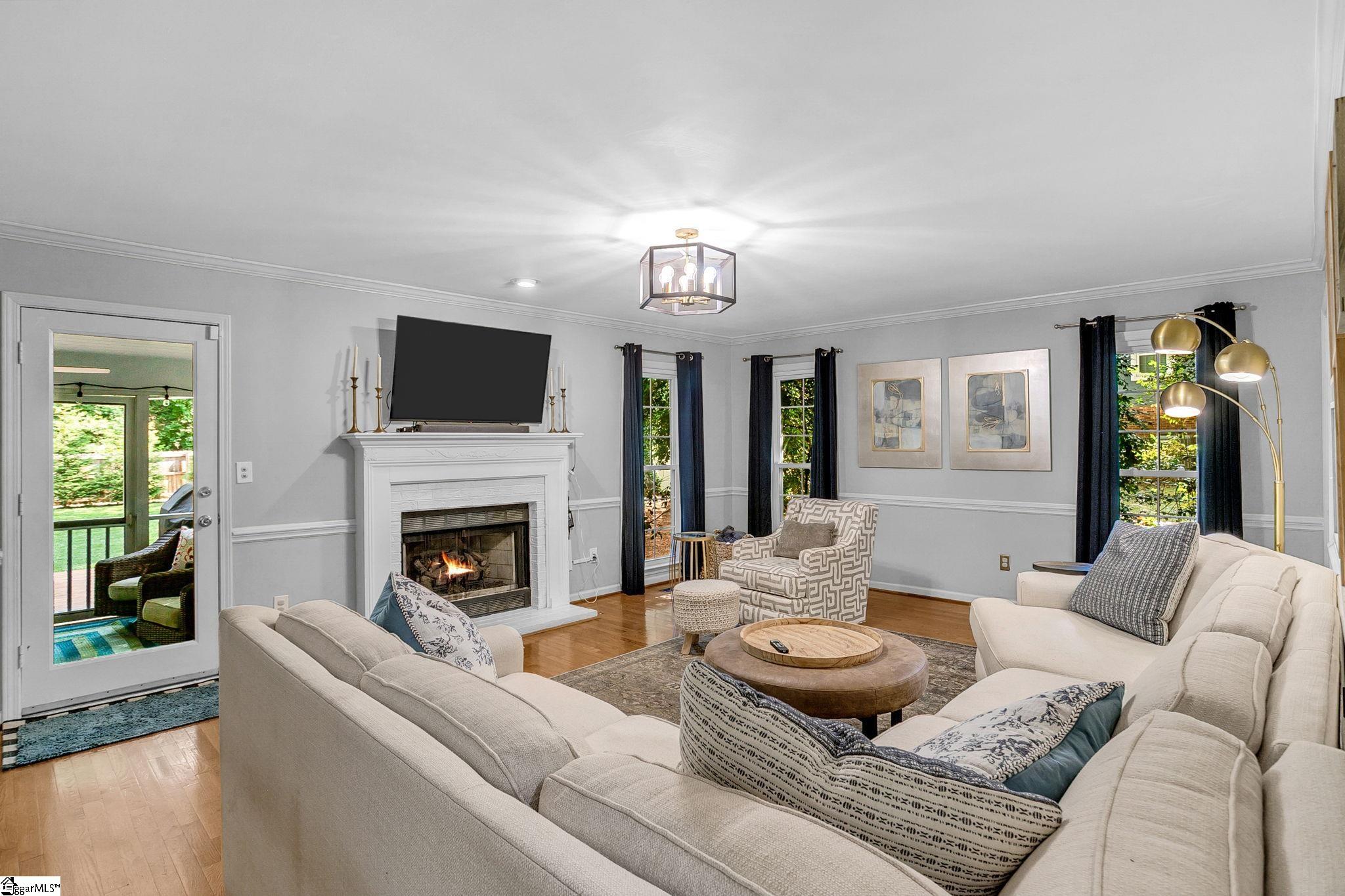 109 Hillsborough Drive Greenville, SC 29615