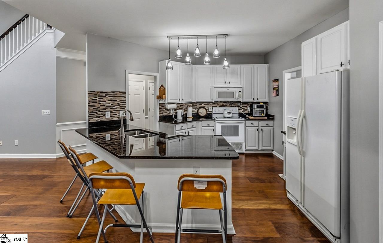 208 Branchester Court Greenville, SC 29607