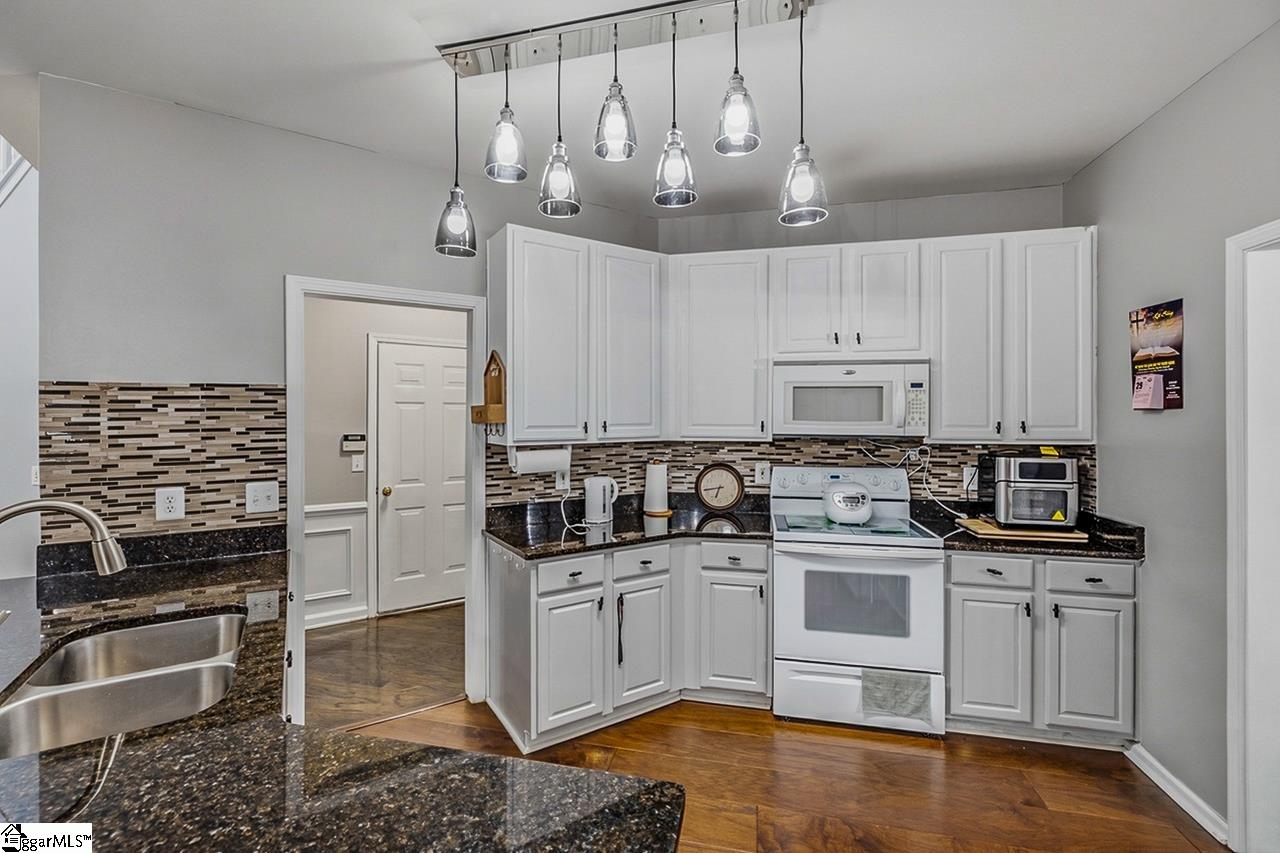 208 Branchester Court Greenville, SC 29607
