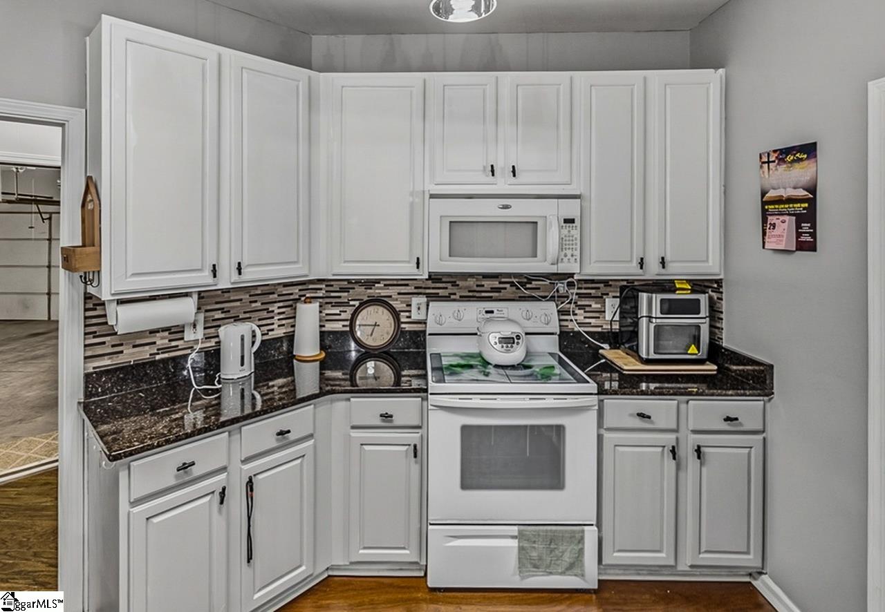 208 Branchester Court Greenville, SC 29607