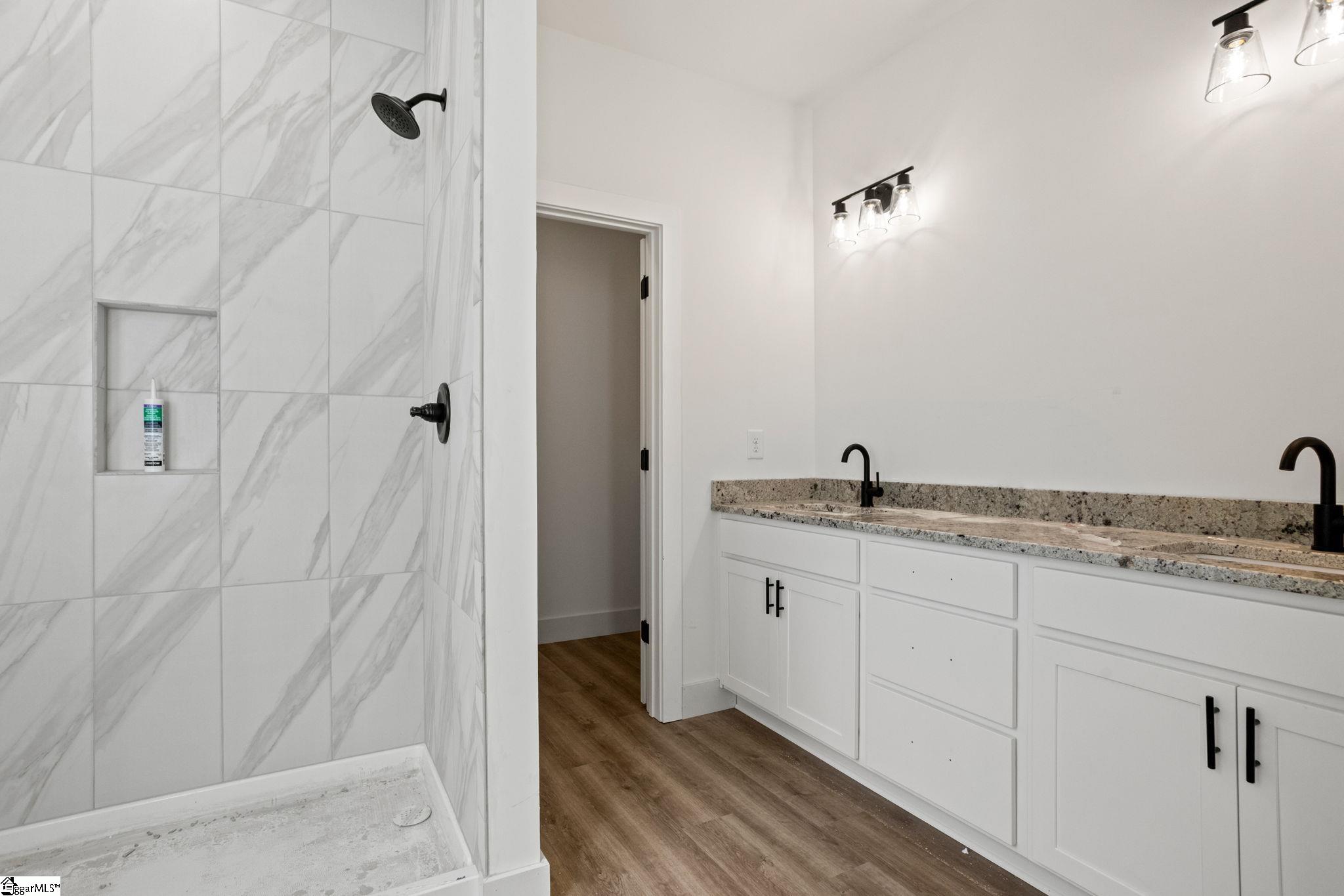 138 Deerfield Drive Wellford, SC 29385