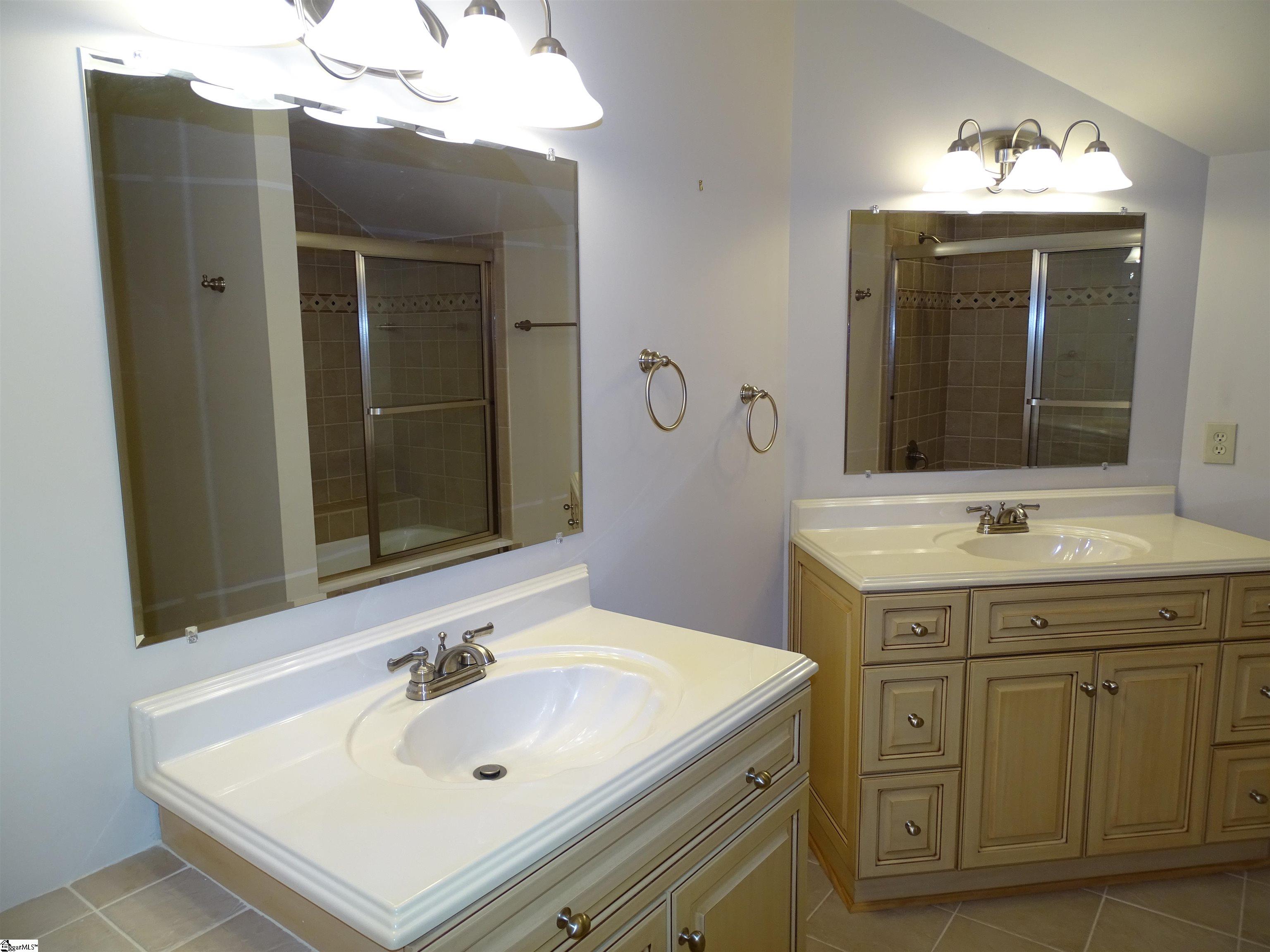 481 Bollweevil Way Wellford, SC 29385