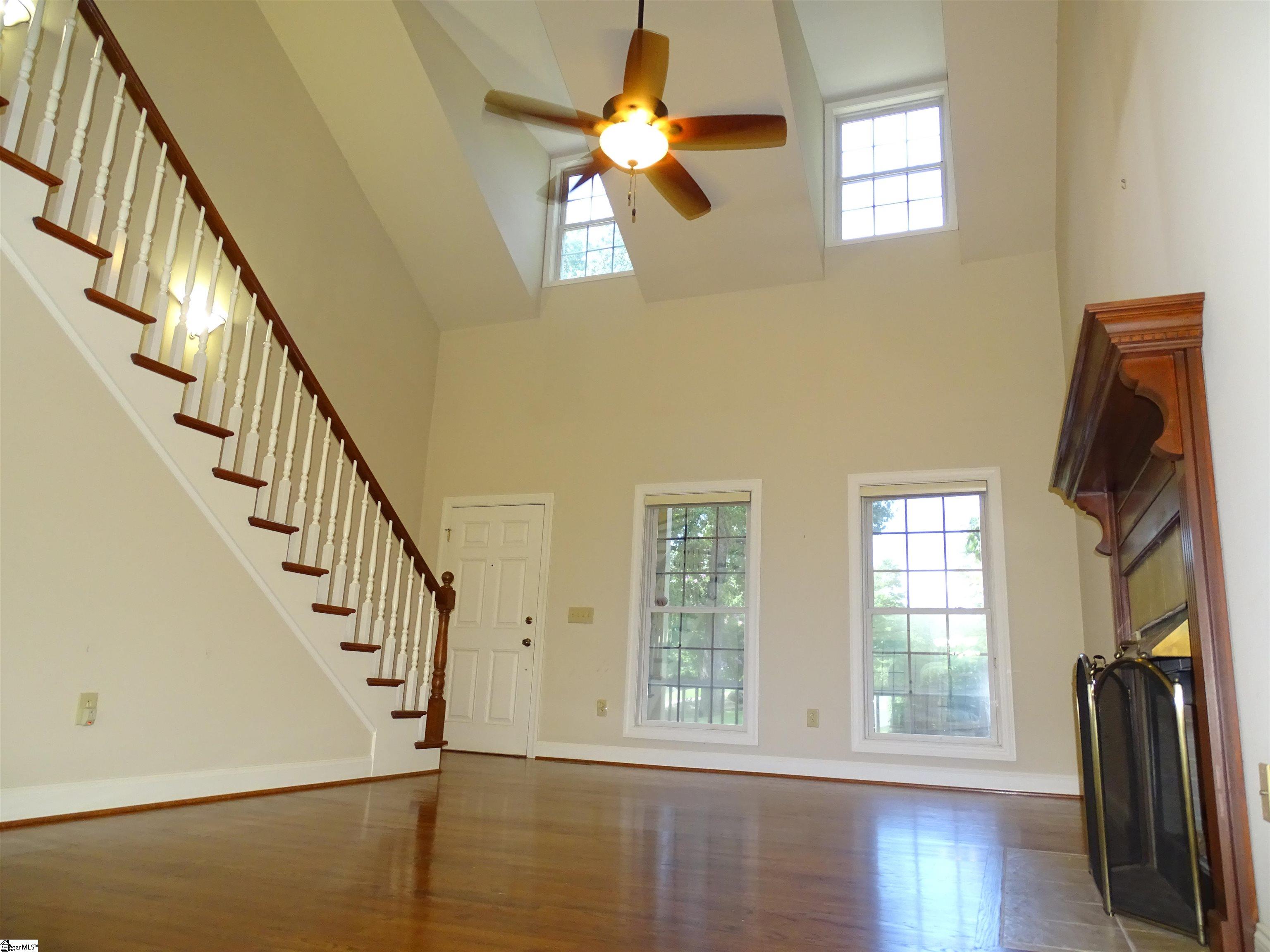 481 Bollweevil Way Wellford, SC 29385
