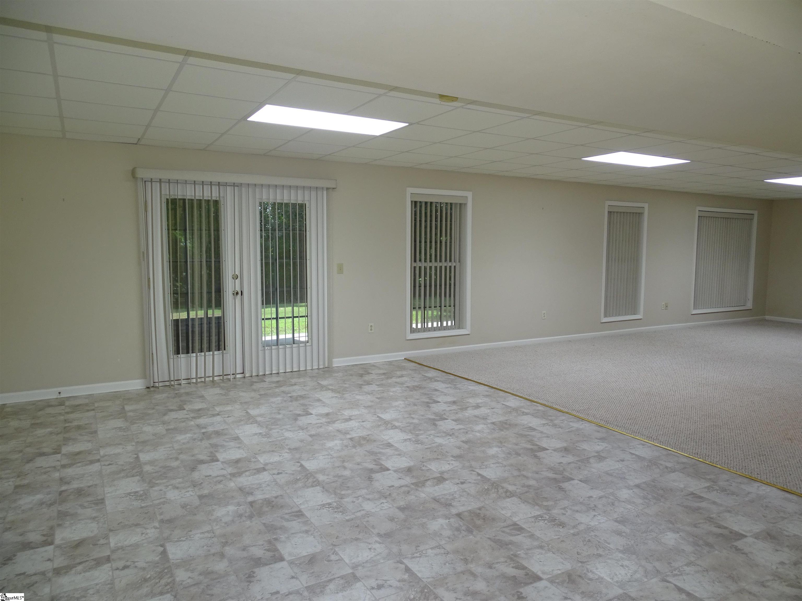 481 Bollweevil Way Wellford, SC 29385