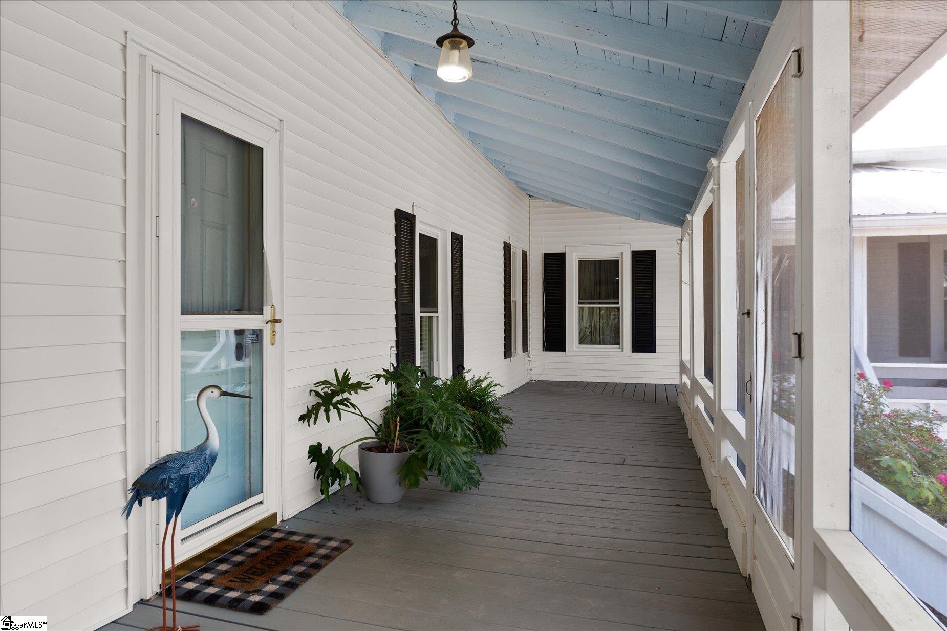 1124 Tugaloo Road Landrum, SC 29356