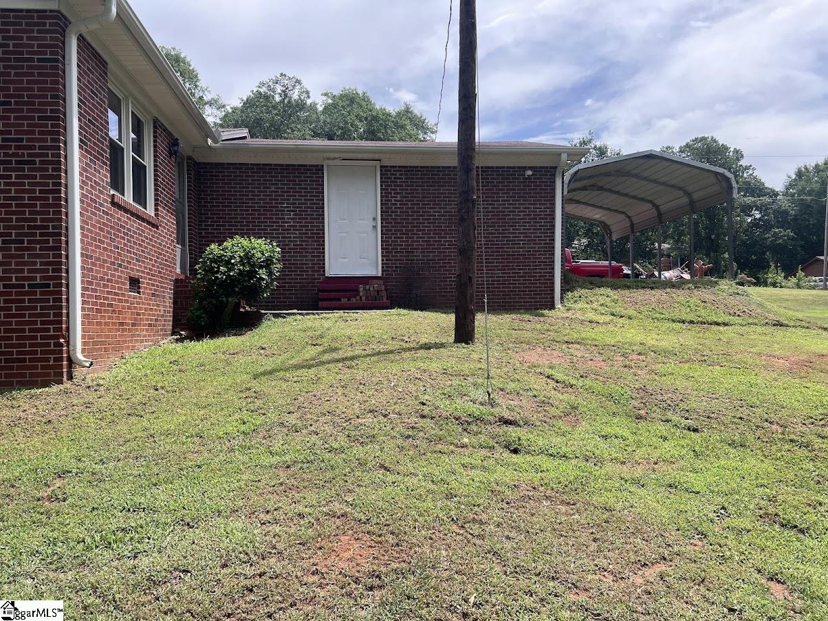 213 Hillcrest Circle Anderson, SC 29624