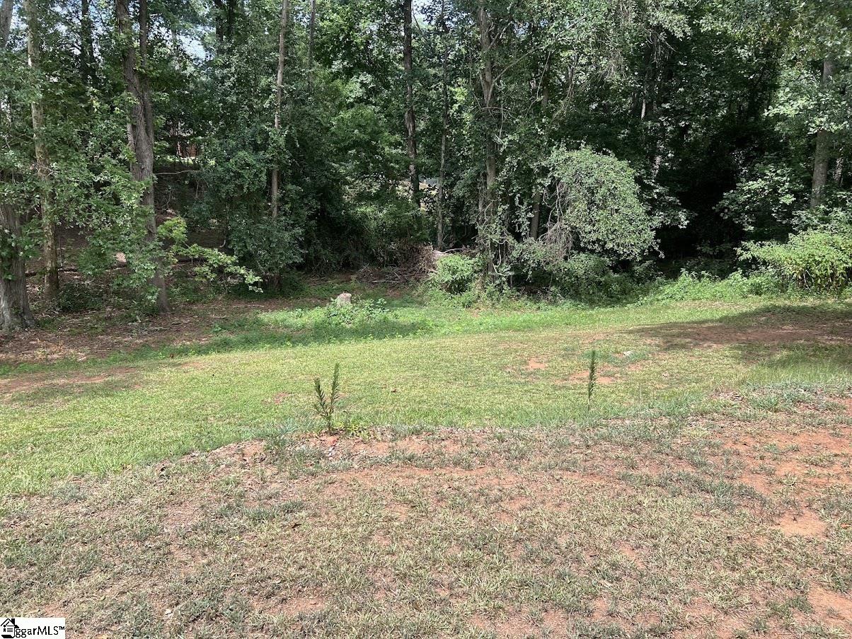 213 Hillcrest Circle Anderson, SC 29624