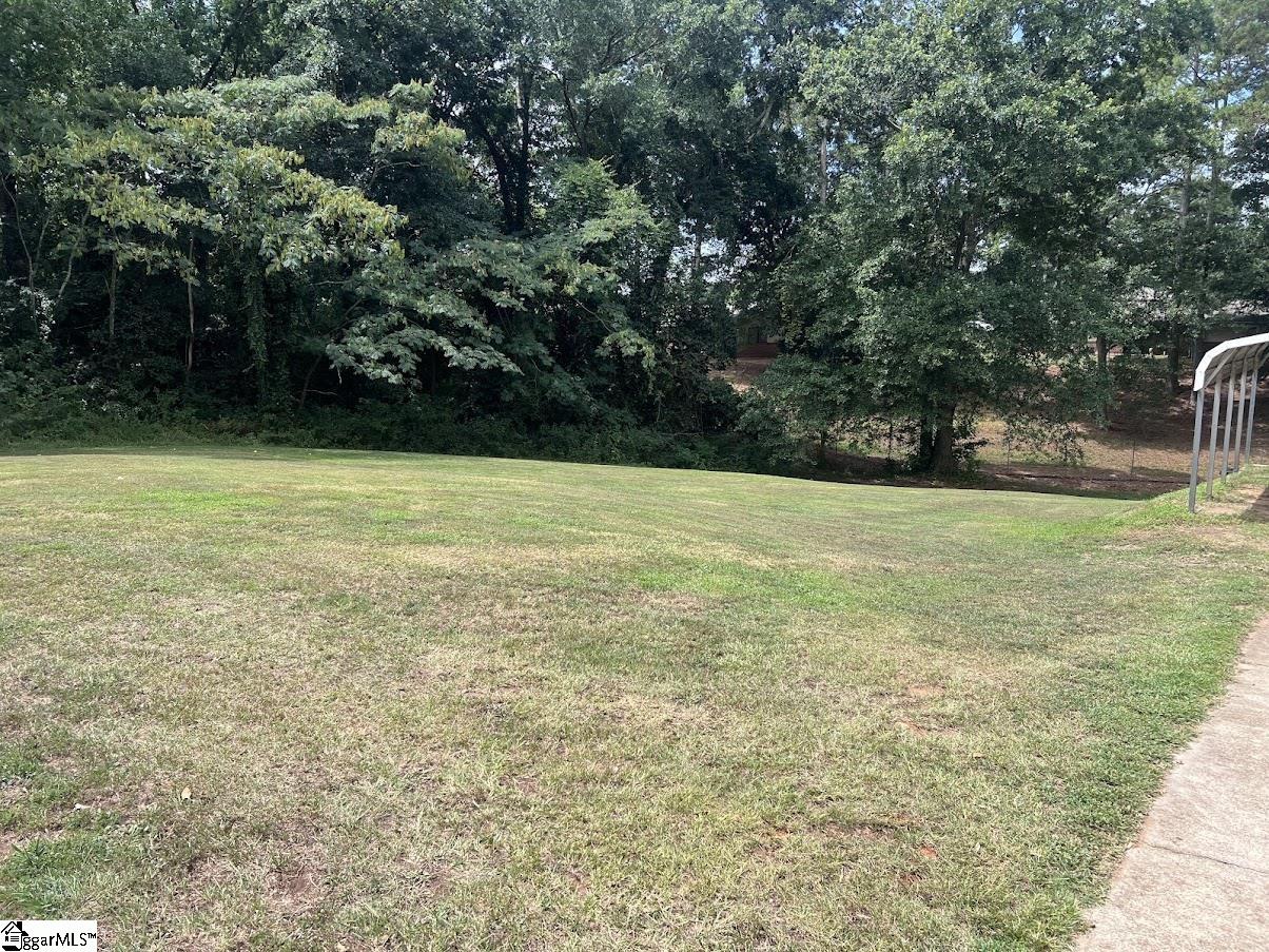 213 Hillcrest Circle Anderson, SC 29624