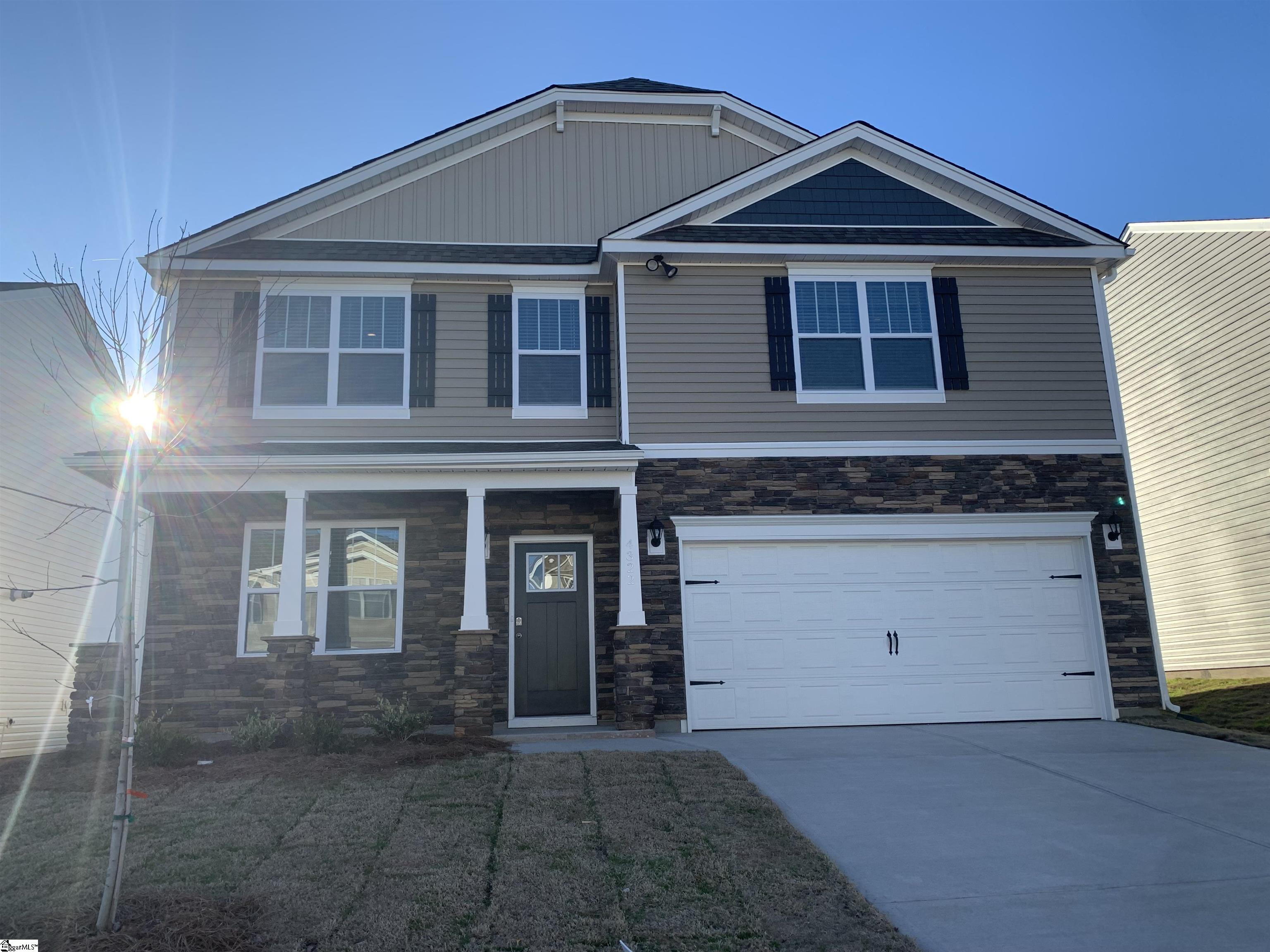 4322 Remington Avenue Boiling Springs, SC 29316