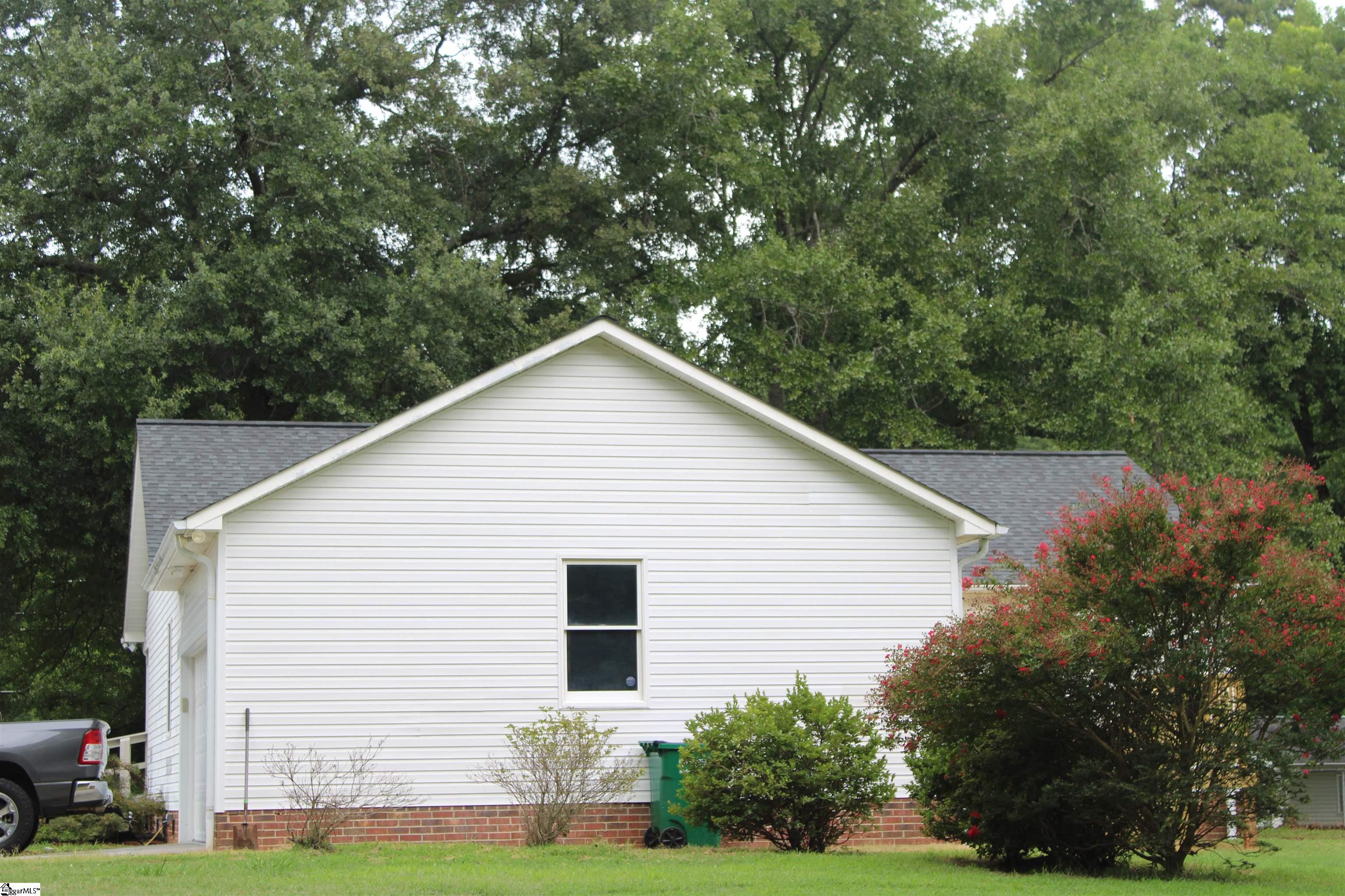 1059 Otts Shoals Road Roebuck, SC 29376