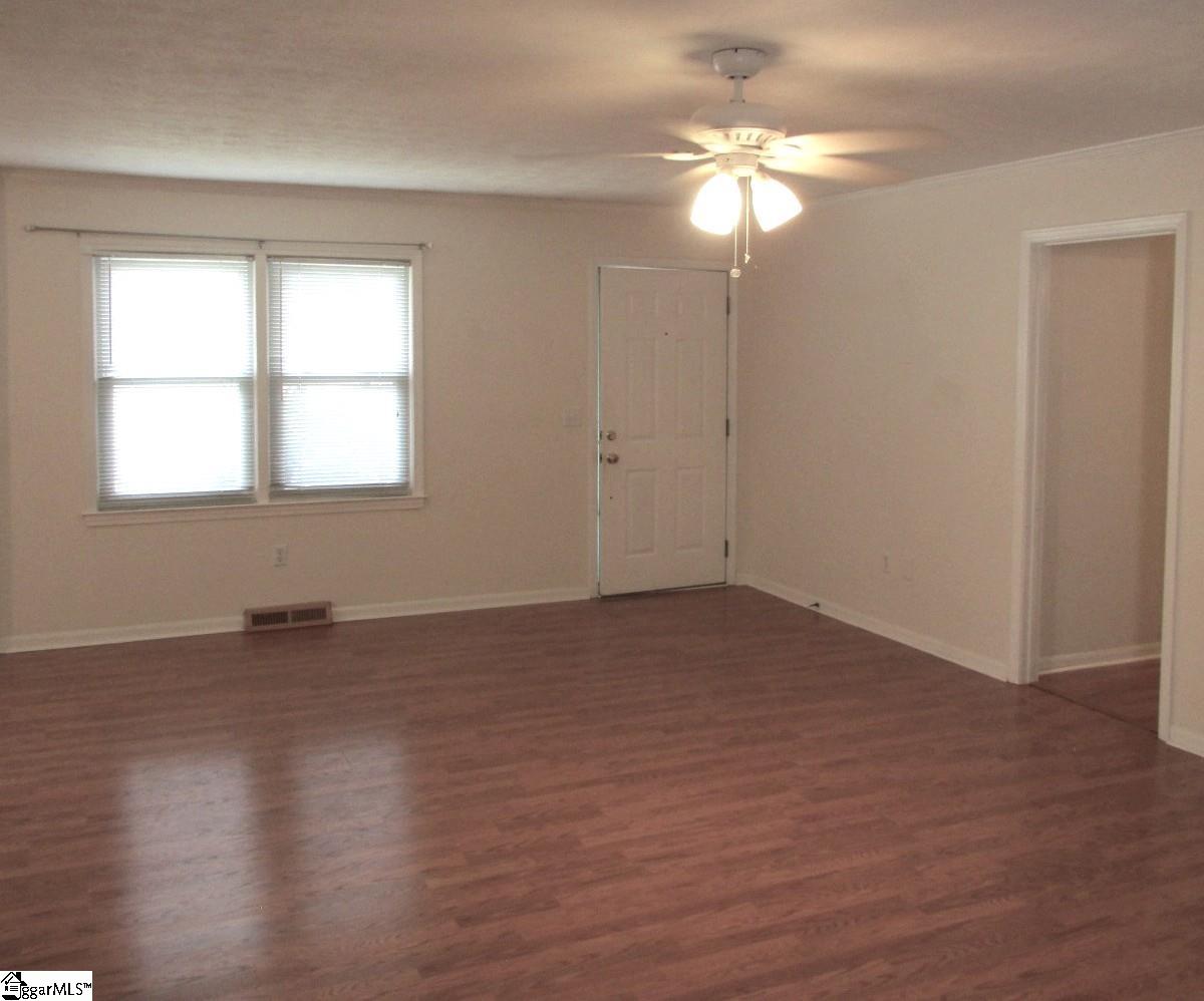 203 Pine Tree Drive Simpsonville, SC 29680
