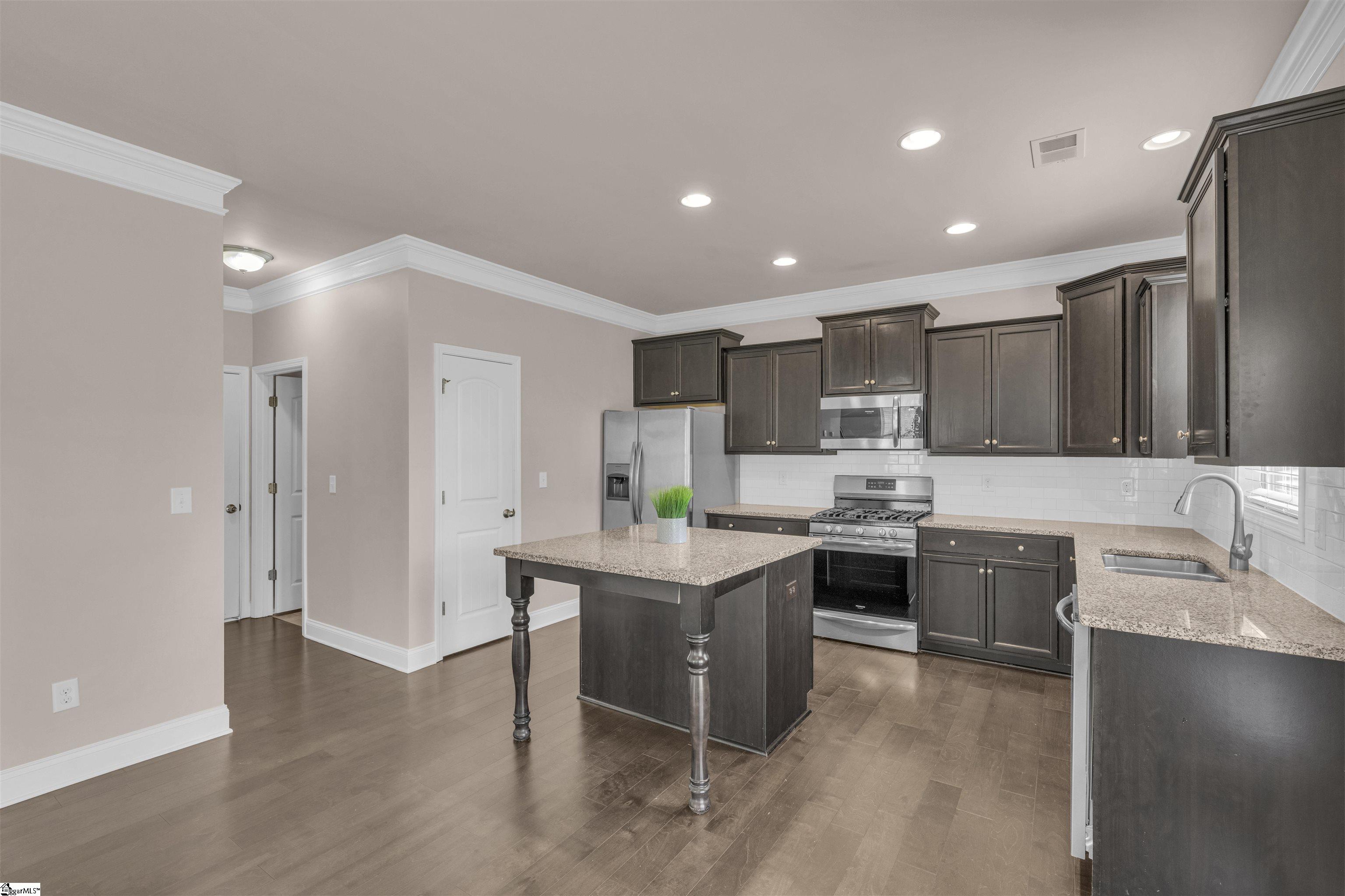 210 Redmont Court Simpsonville, SC 29680