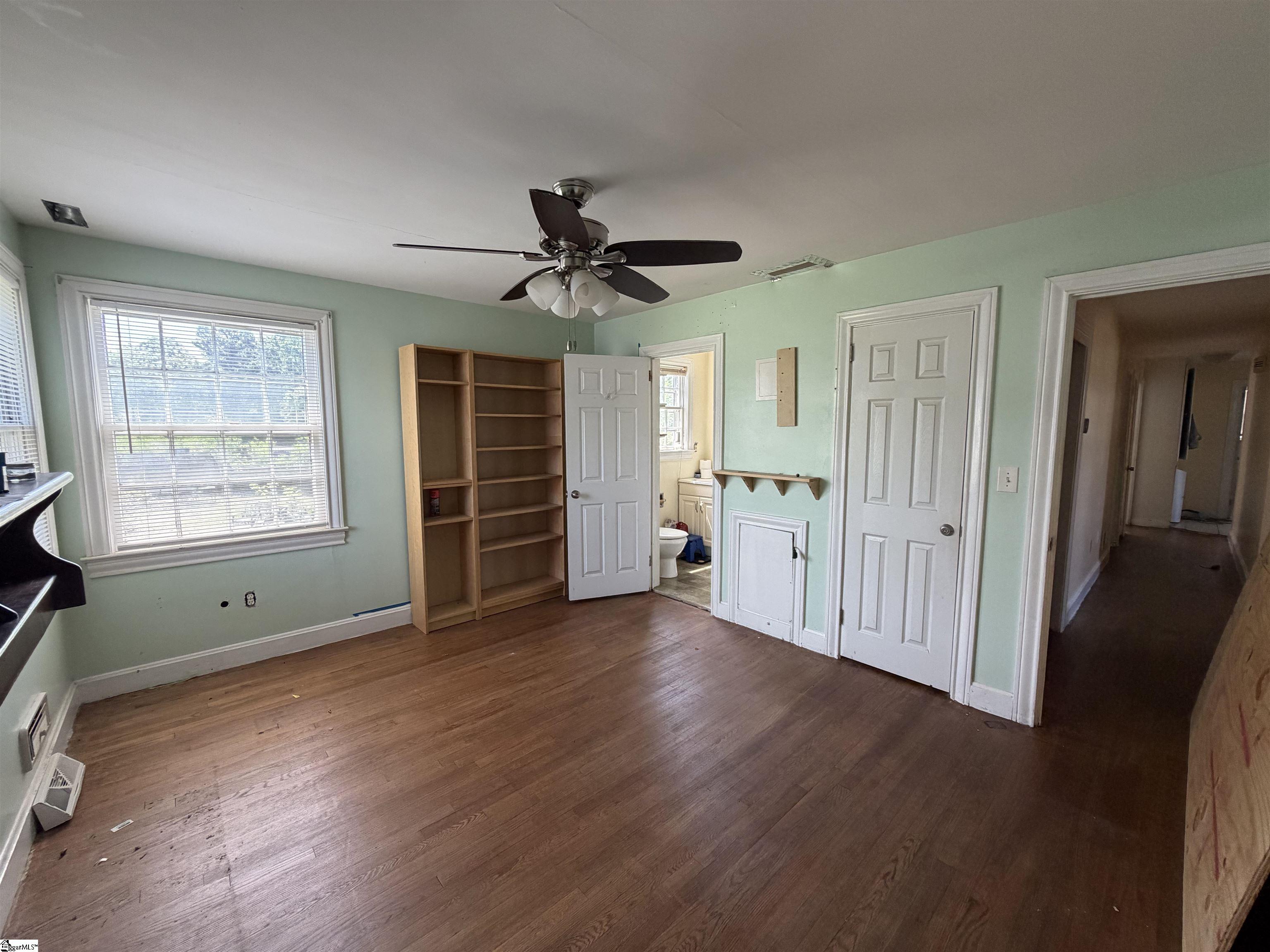 1909 Old Easley Bridge Road Greenville, SC 29611