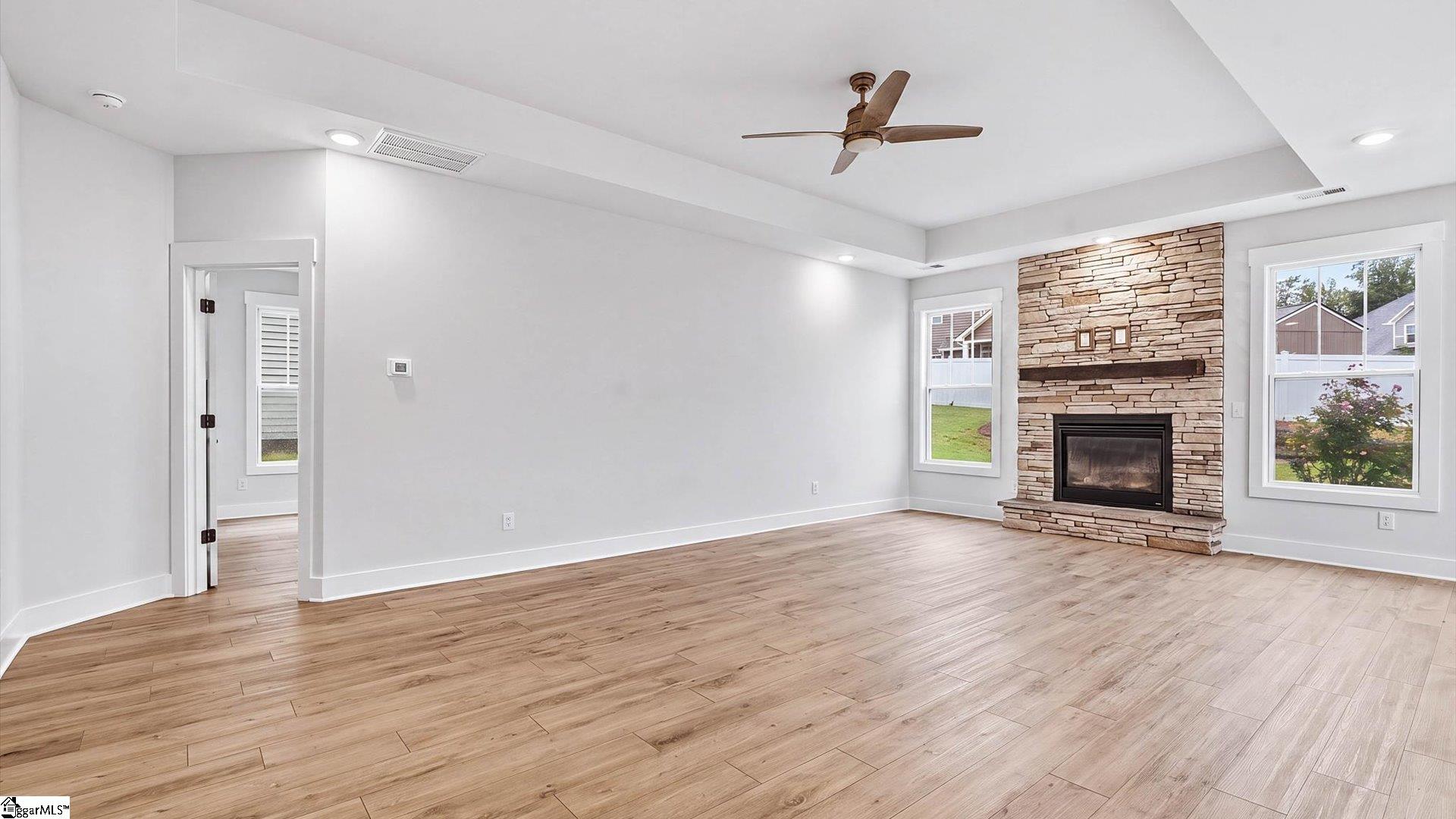 904 Tibetan Street Spartanburg, SC 29303