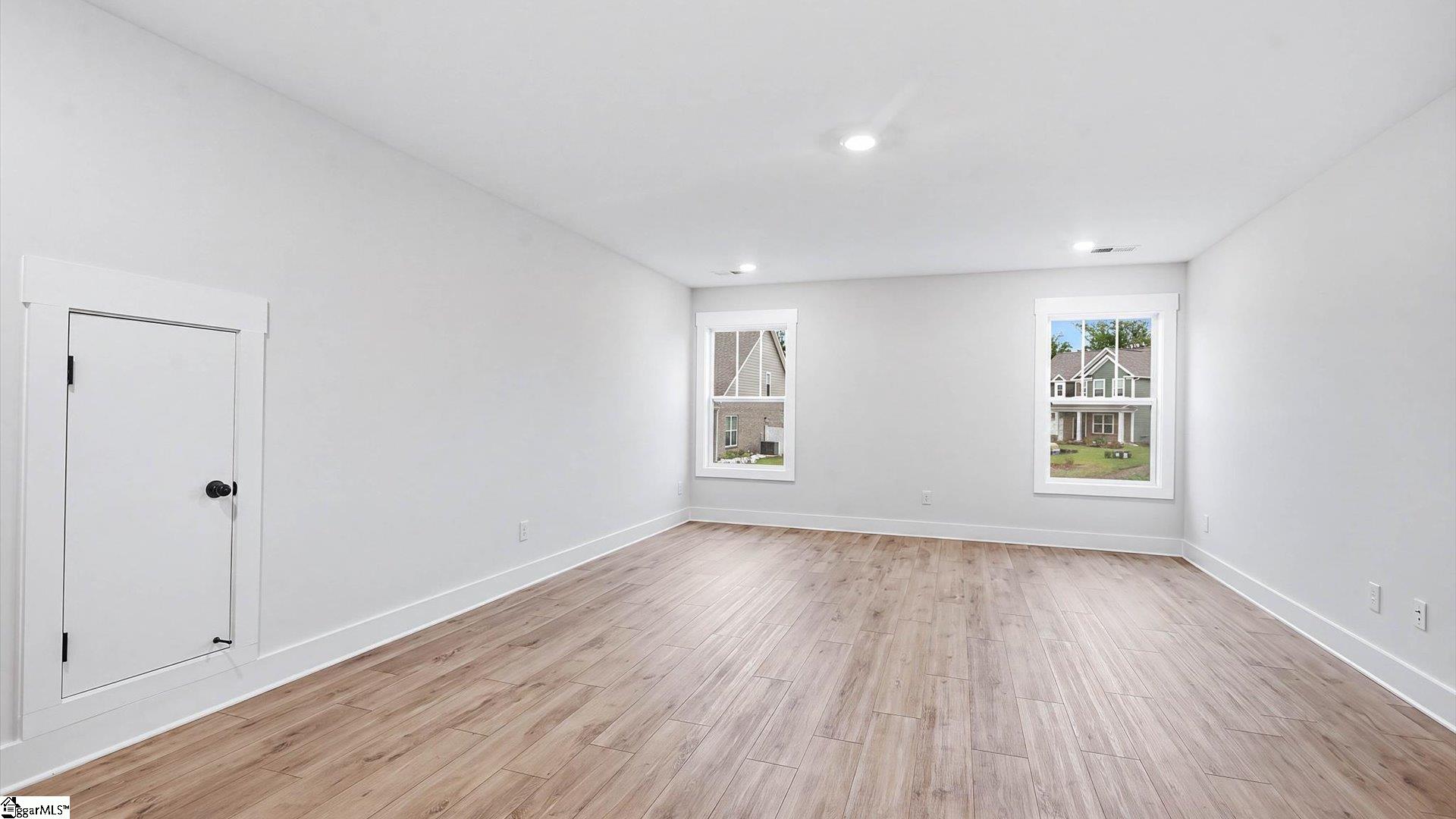 904 Tibetan Street Spartanburg, SC 29303