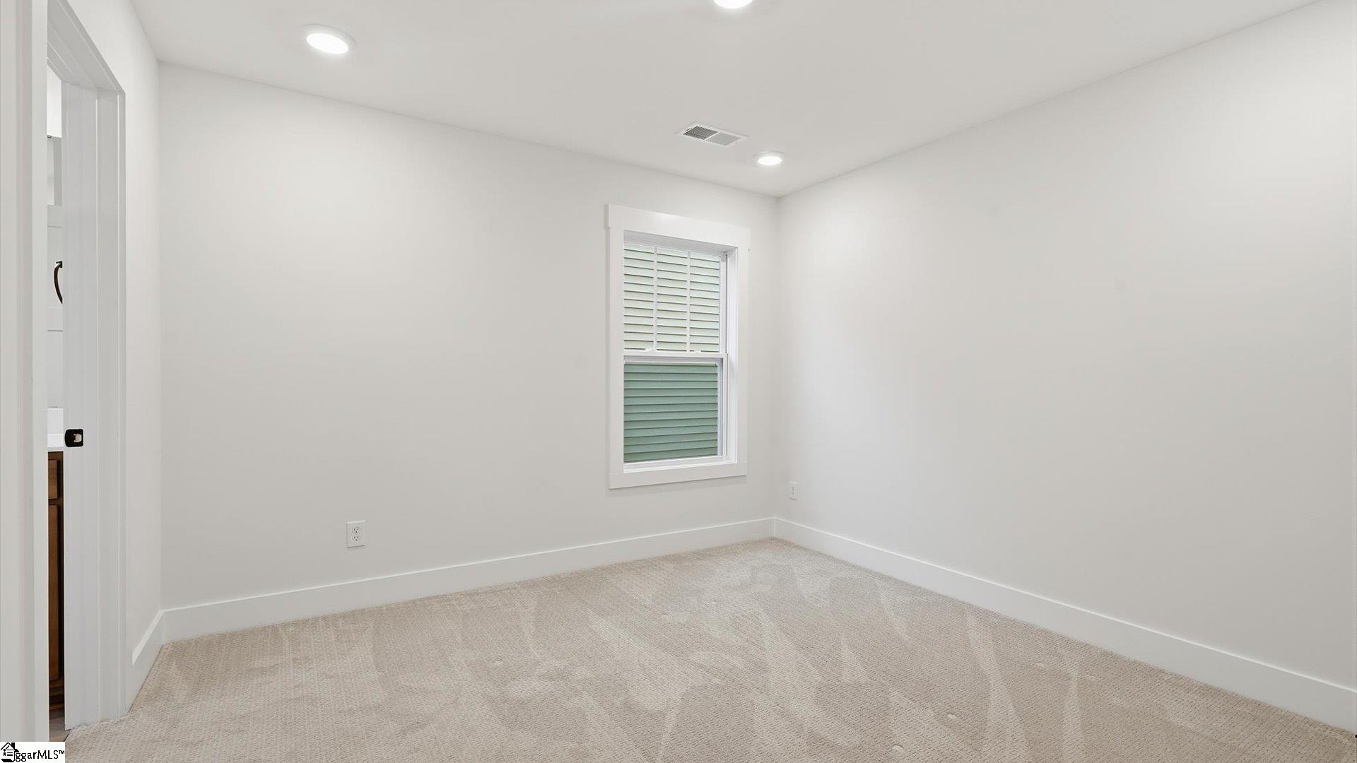 904 Tibetan Street Spartanburg, SC 29303