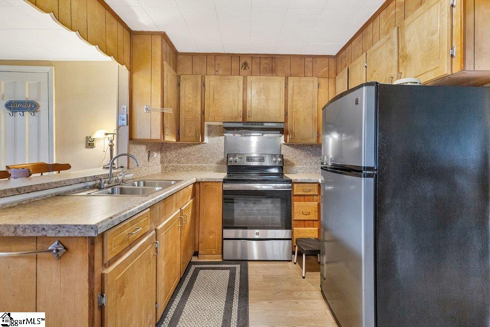 529 Stone Drive Anderson, SC 29625