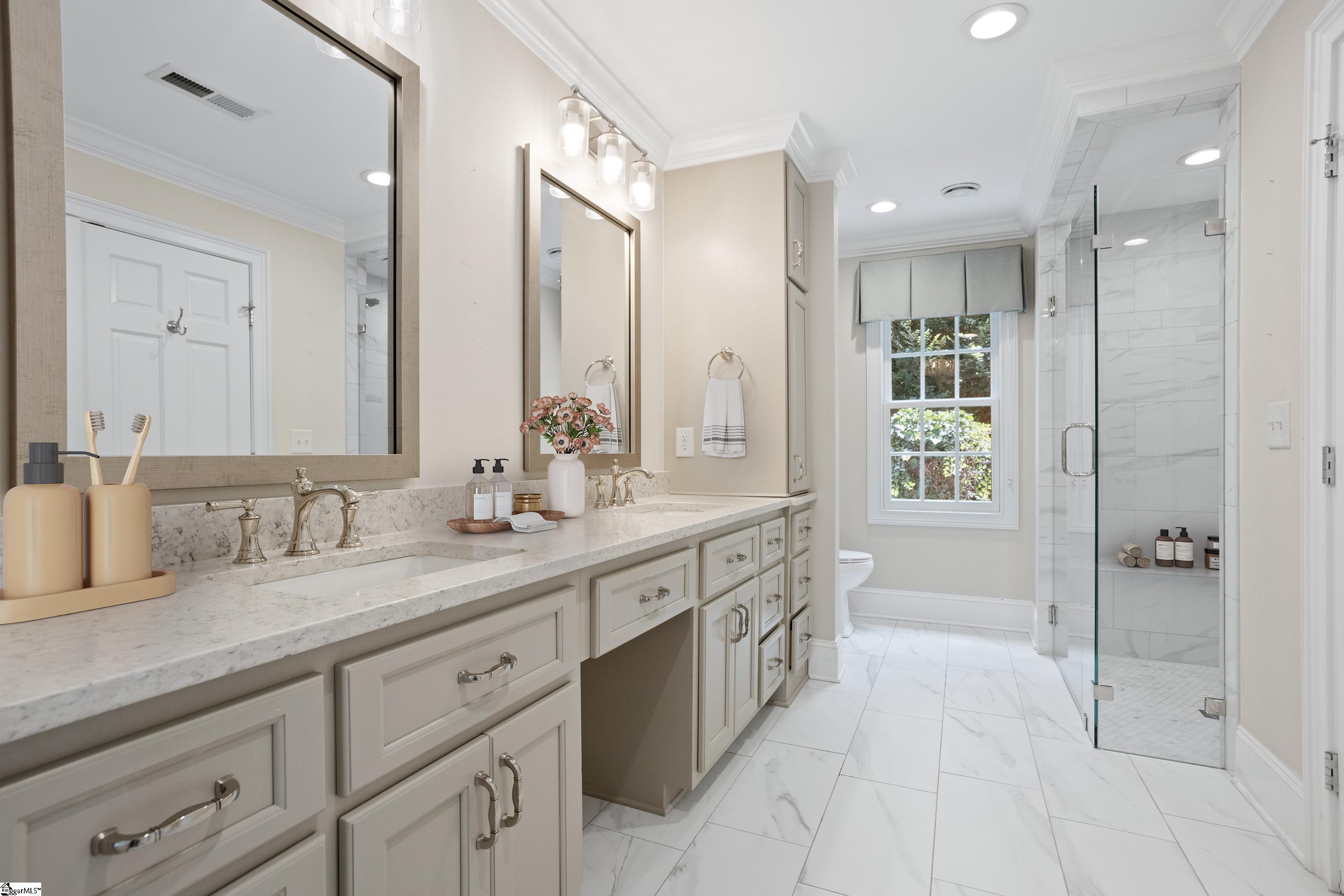 517 McDaniel Avenue Greenville, SC 29601