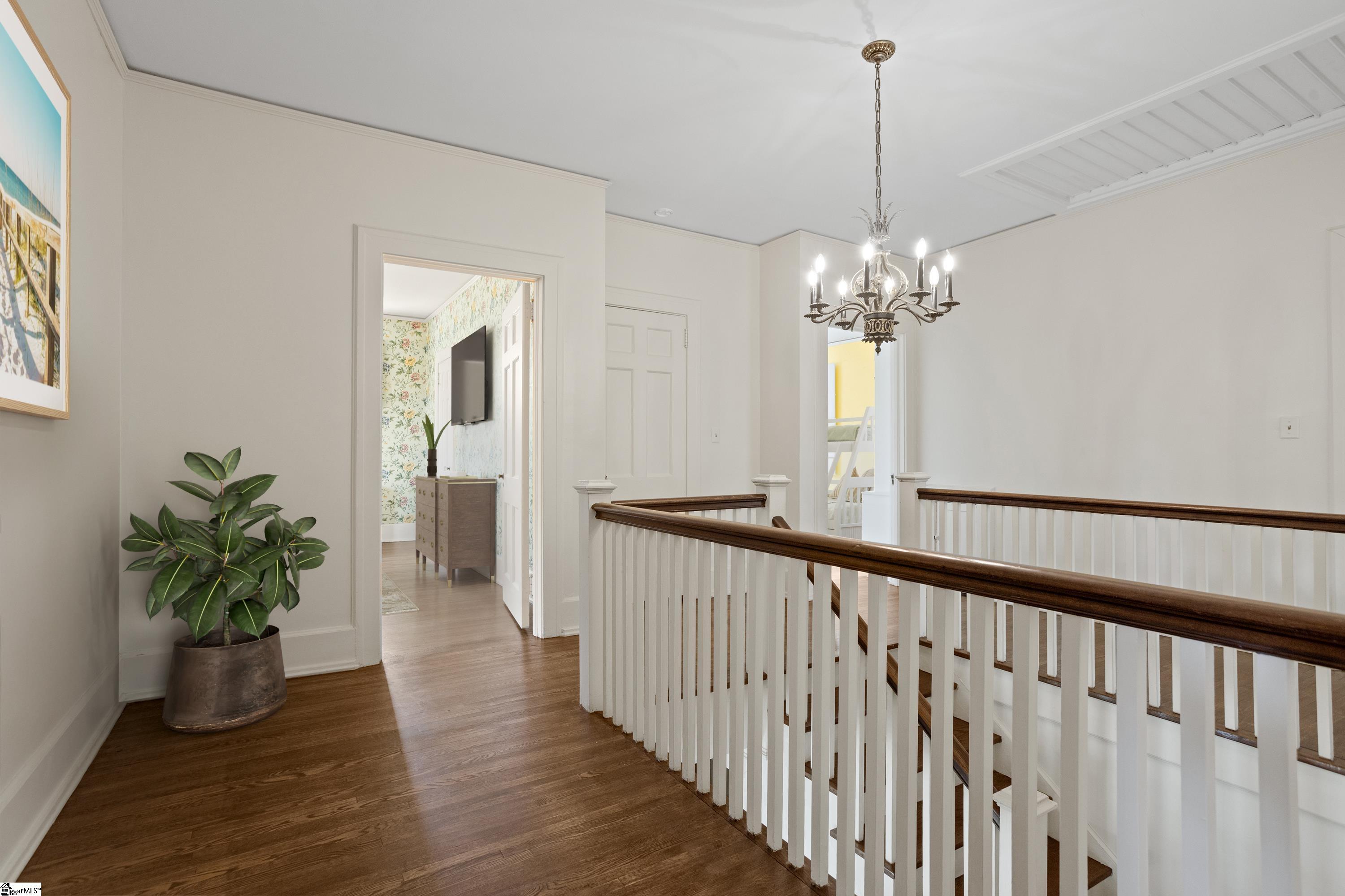 517 McDaniel Avenue Greenville, SC 29601