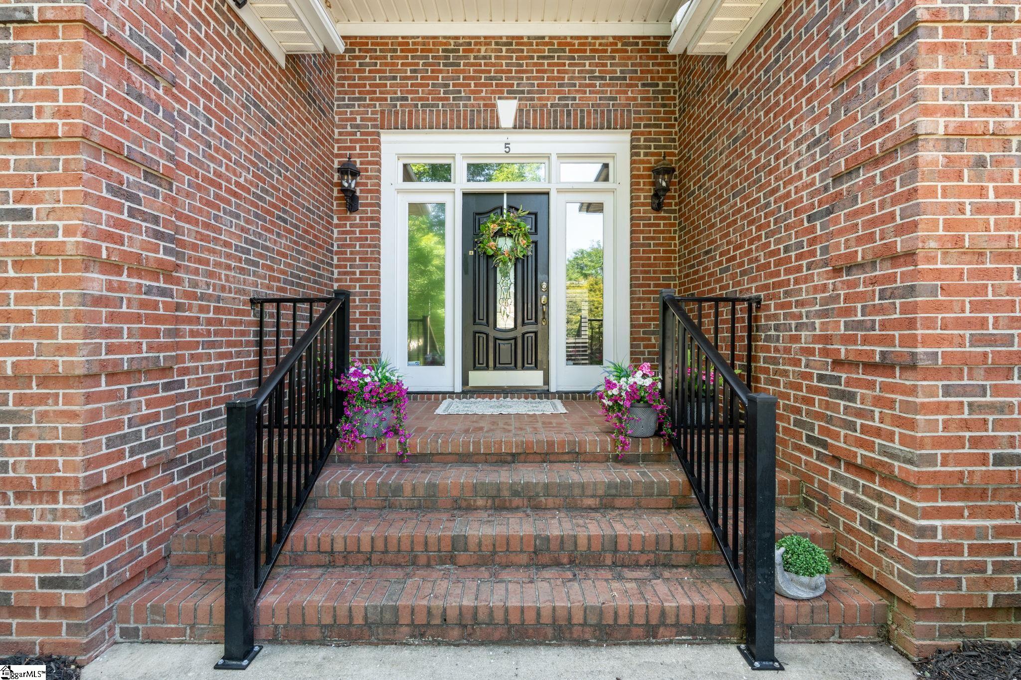 5 Kinross Row Greer, SC 29650