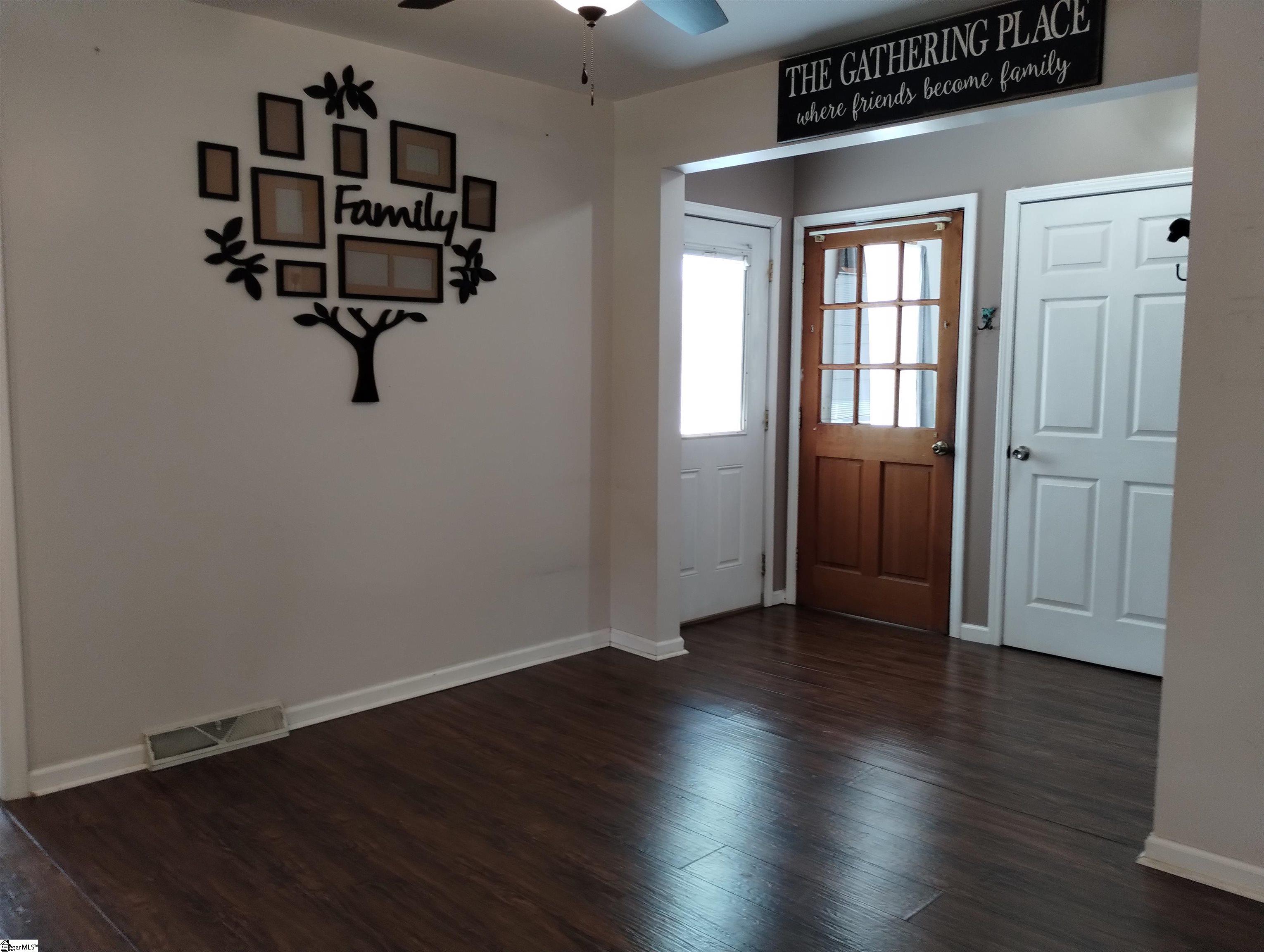 127 Eden Lane Central, SC 29630