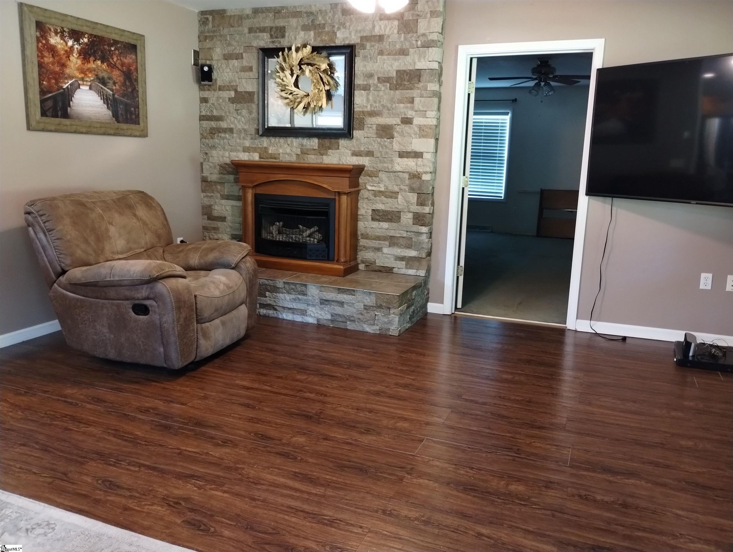 127 Eden Lane Central, SC 29630