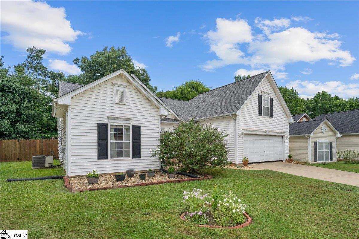 658 Timber Walk Drive Simpsonville, SC 29681