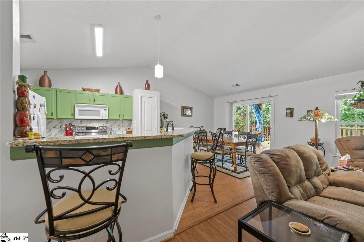 658 Timber Walk Drive Simpsonville, SC 29681