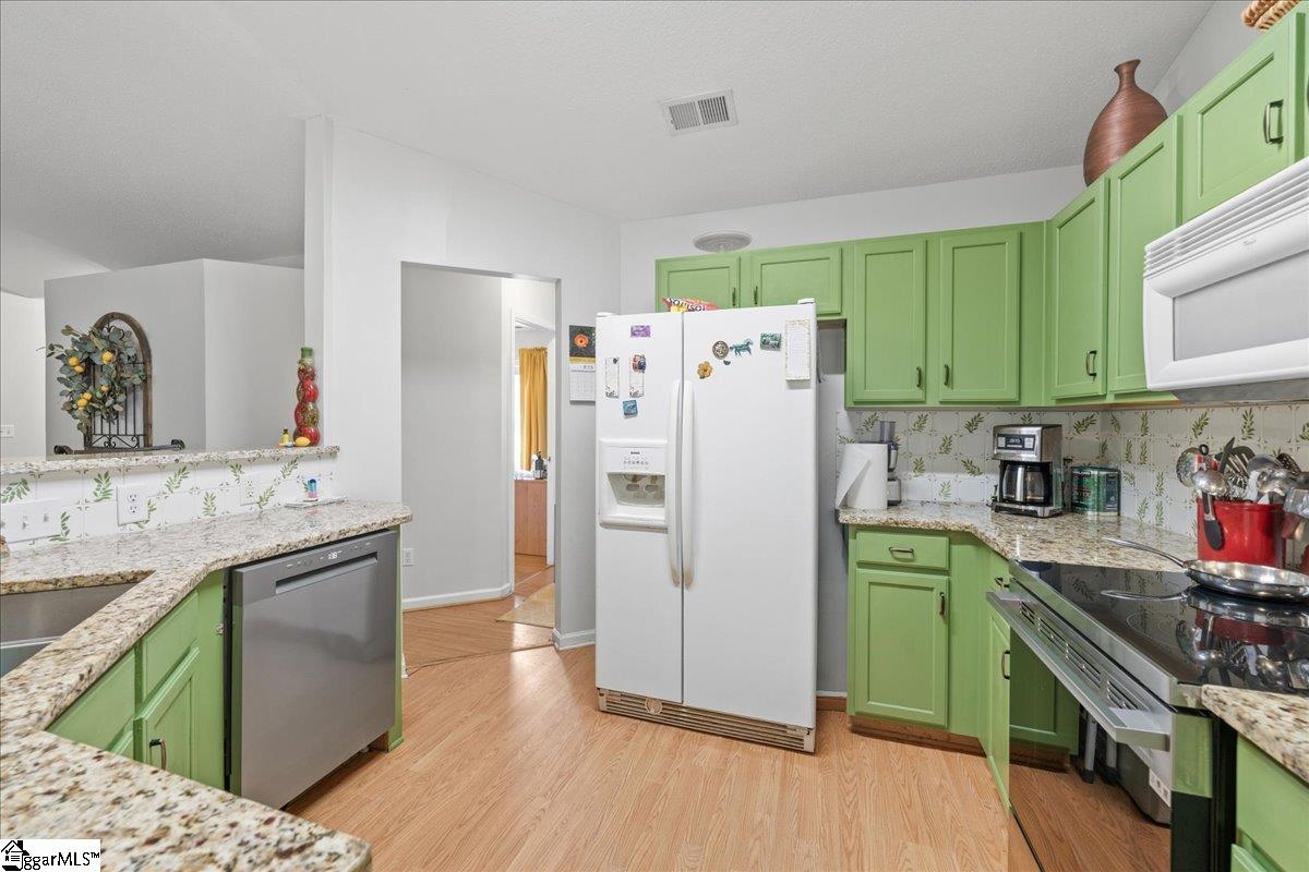 658 Timber Walk Drive Simpsonville, SC 29681