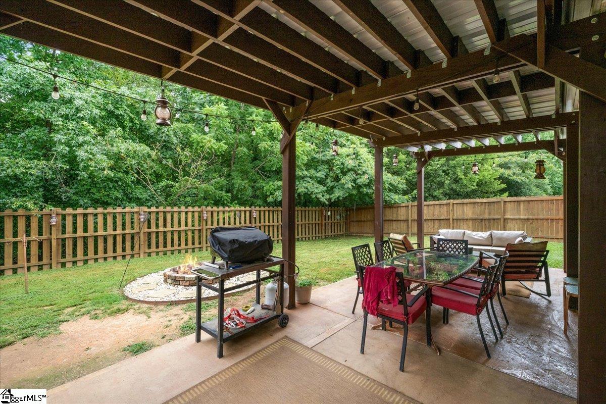 658 Timber Walk Drive Simpsonville, SC 29681