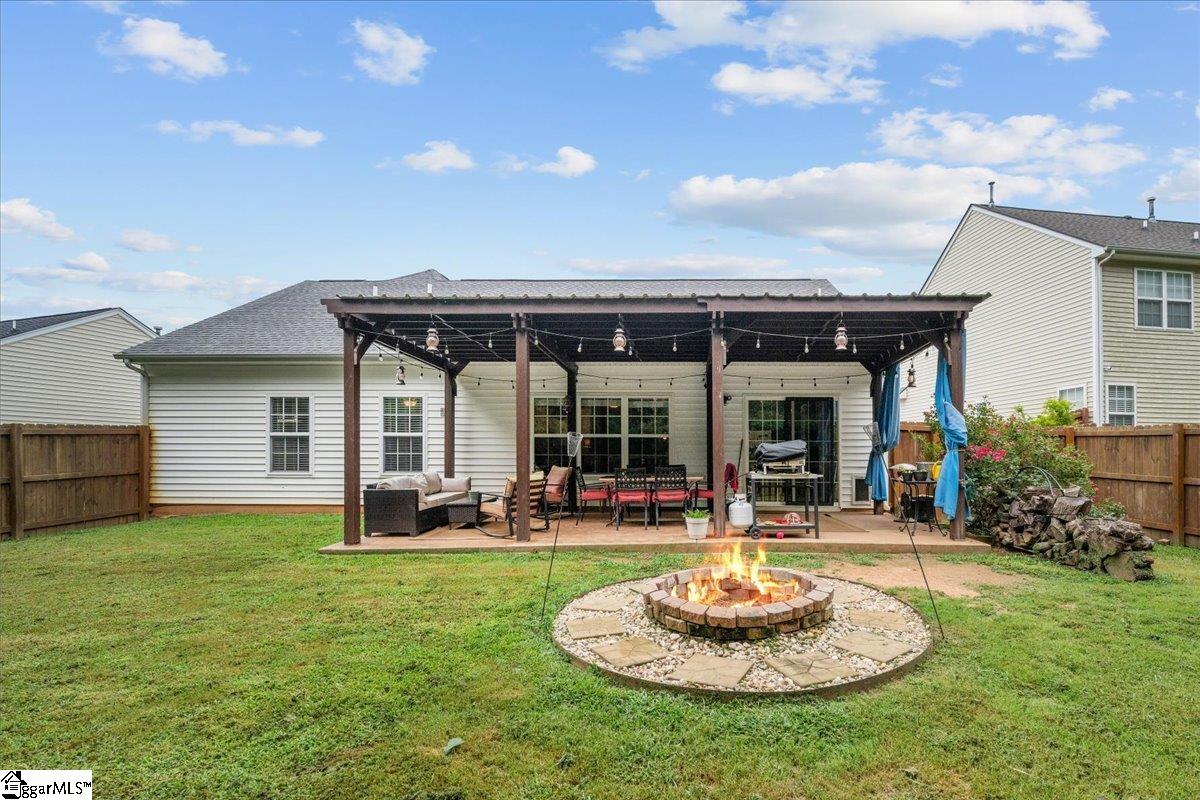658 Timber Walk Drive Simpsonville, SC 29681