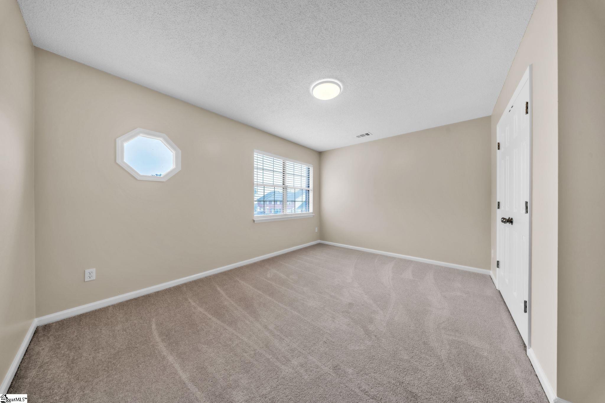 404 W Townes Court Spartanburg, SC 29301