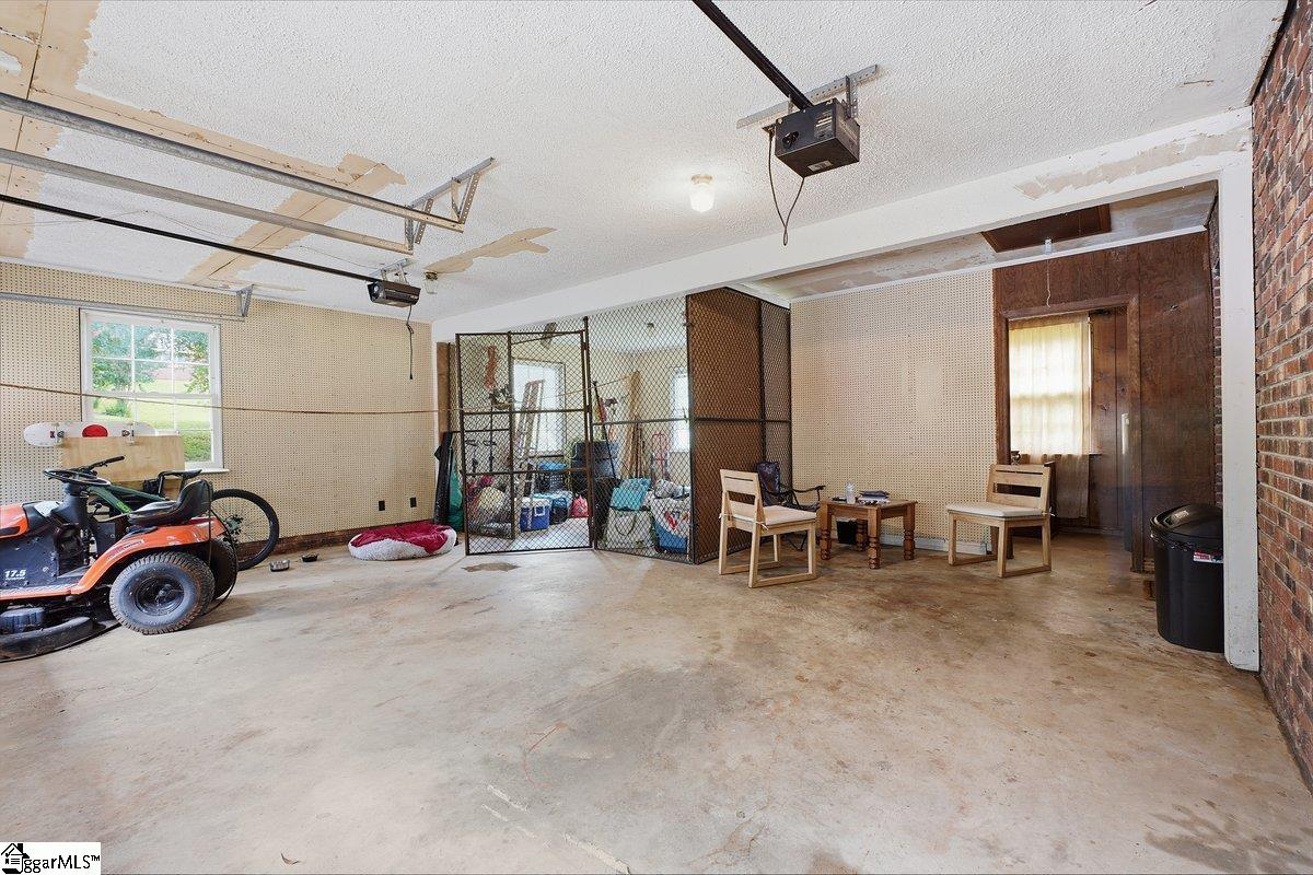 106 Pershing Street Spartanburg, SC 29302