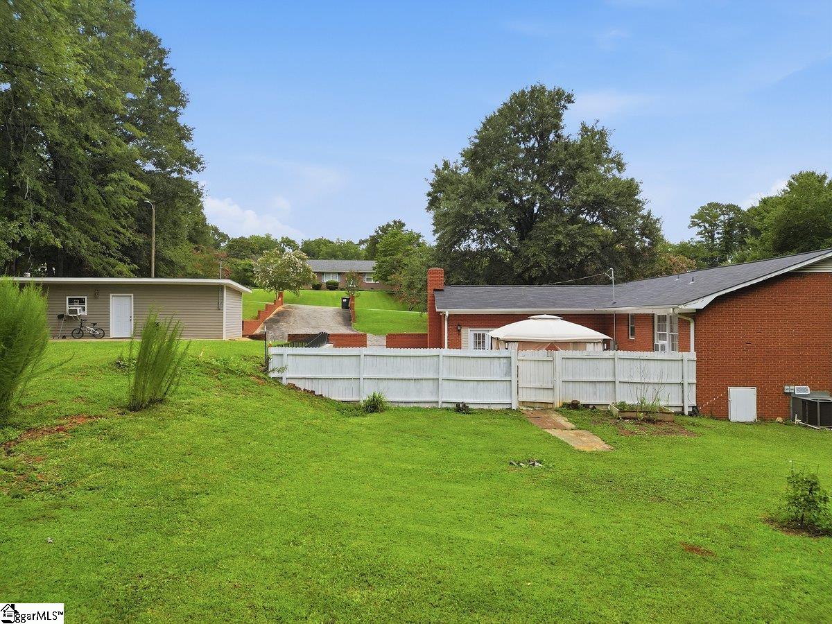 106 Pershing Street Spartanburg, SC 29302