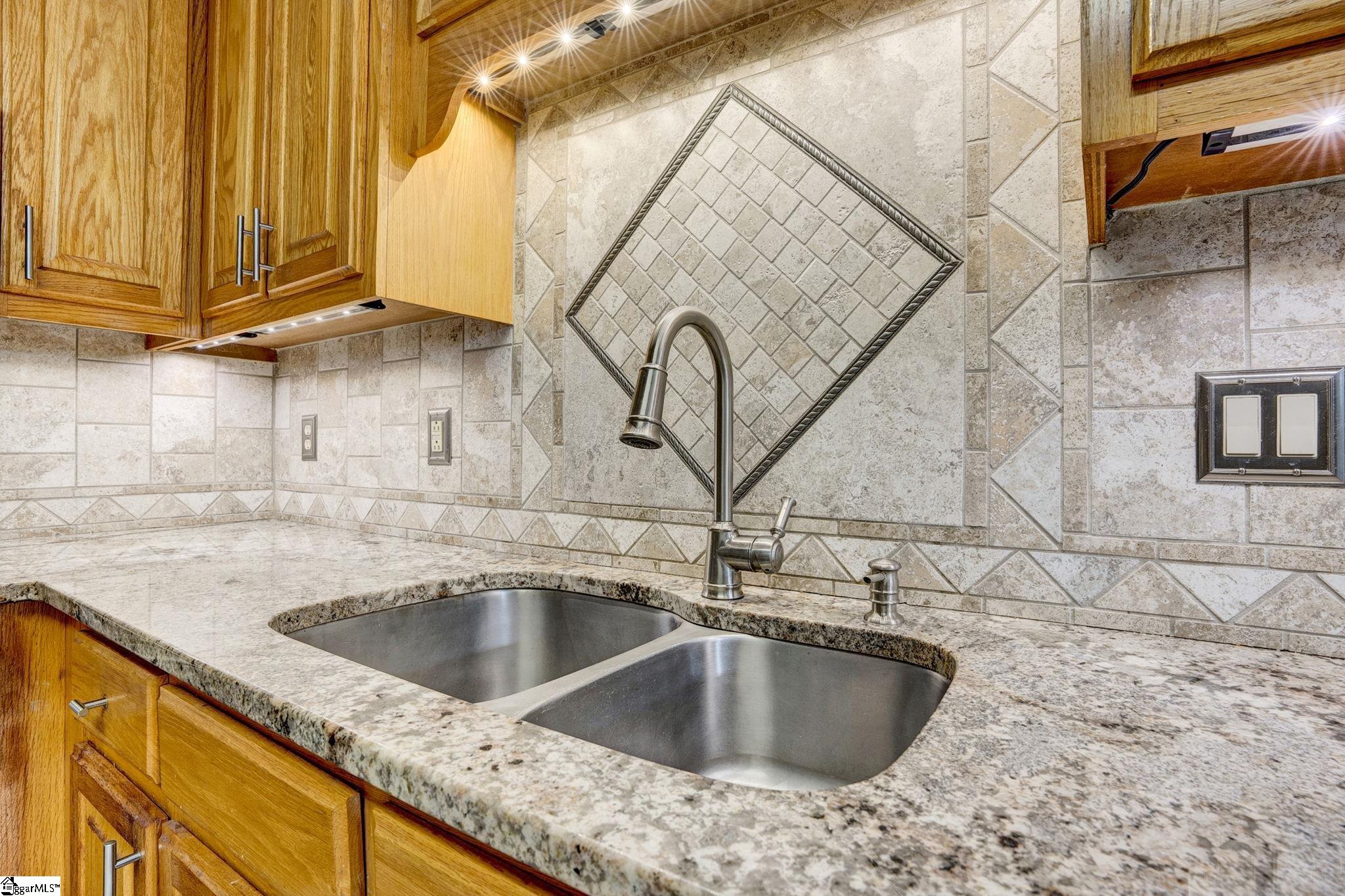 403 Primrose Court Easley, SC 29642