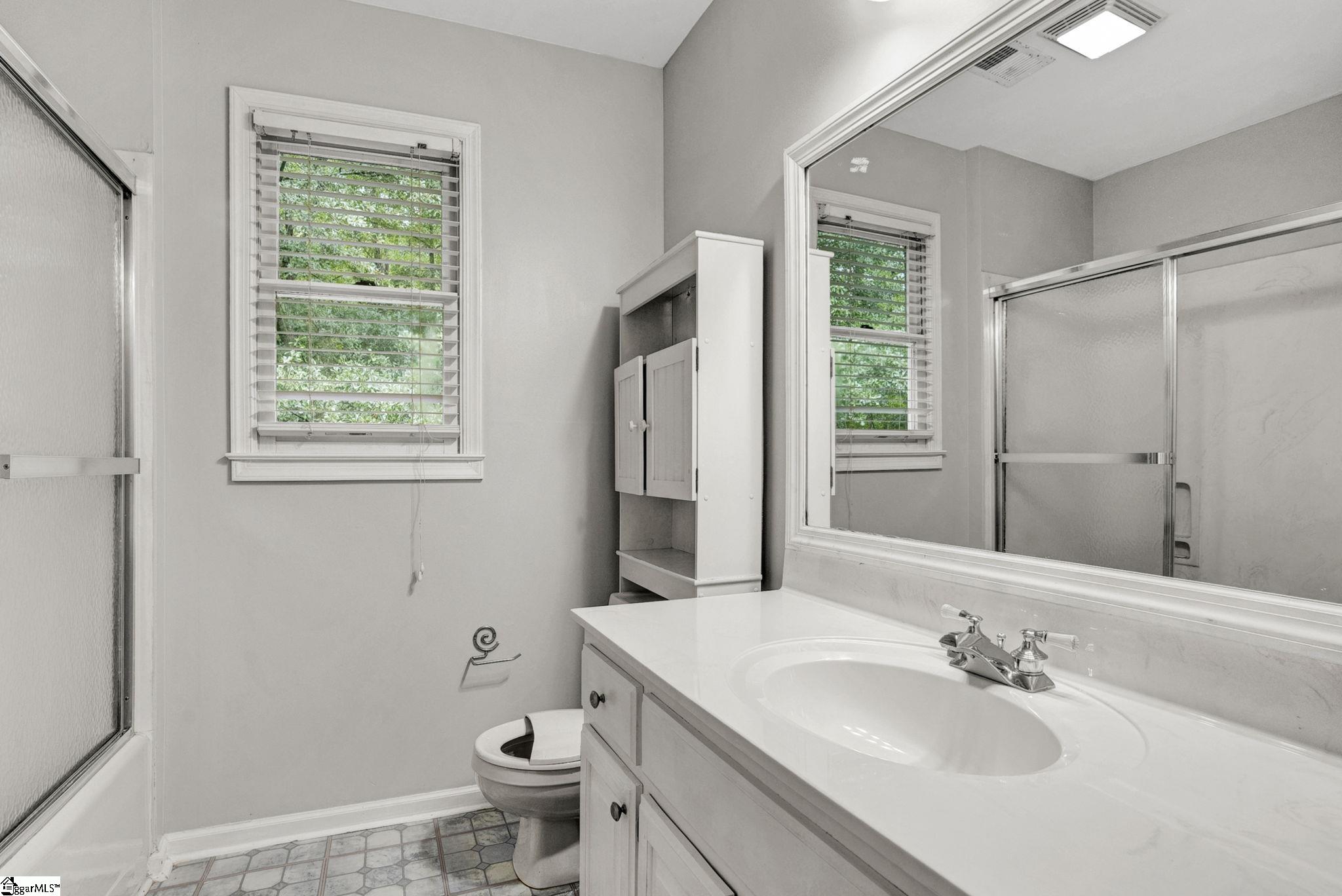 403 Primrose Court Easley, SC 29642